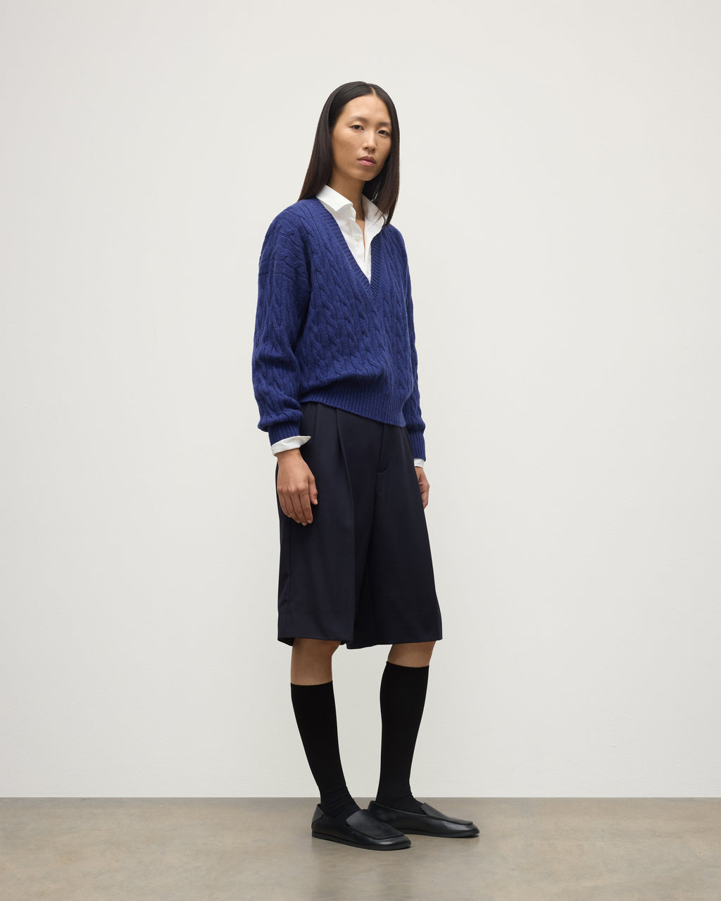 Johnstons of Elgin - Kylesku Deep V Blue Cashmere Jumper