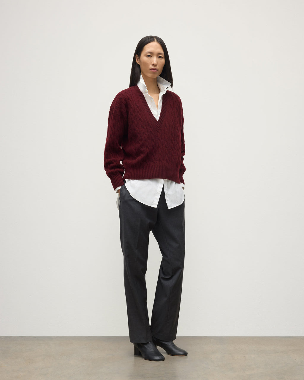 Johnstons of Elgin - Kylesku Deep V Dark Red Cashmere Jumper