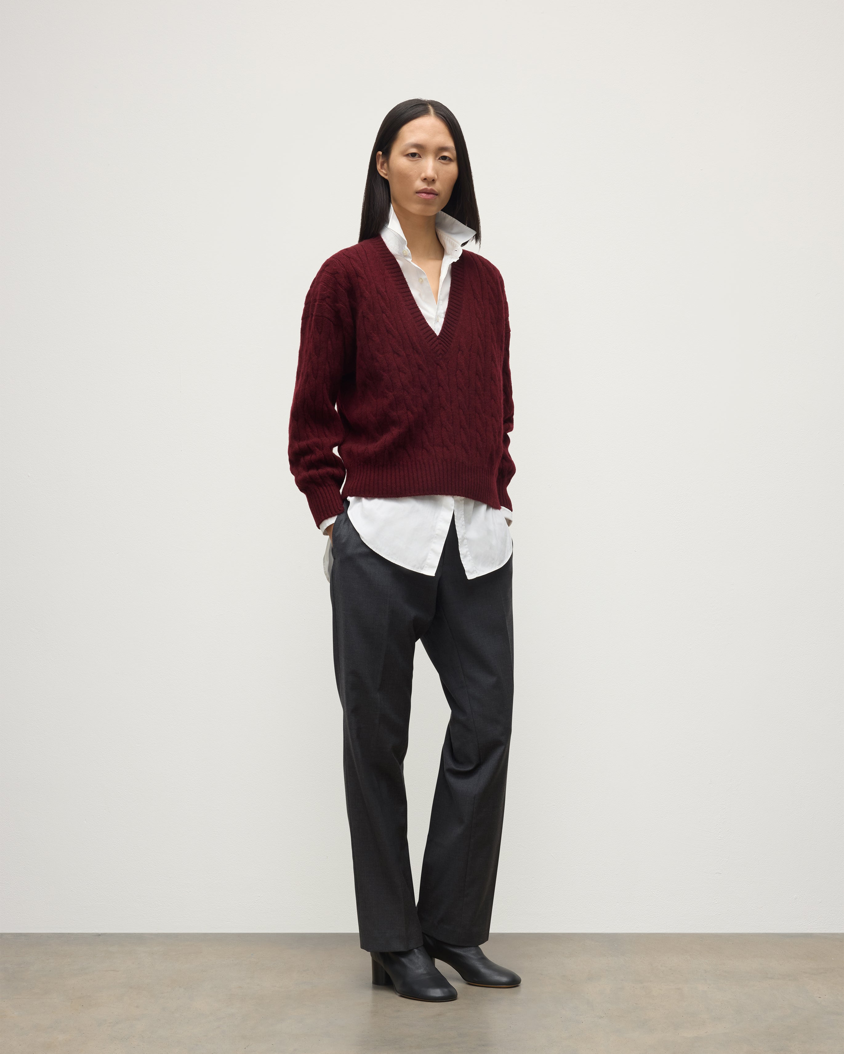 Johnstons of Elgin - Kylesku Deep V Dark Red Cashmere Jumper