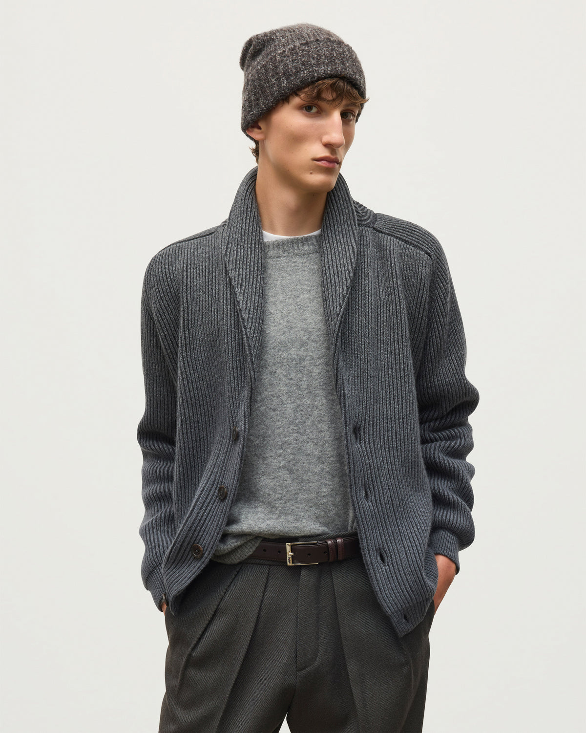 Johnstons of Elgin - Pioneer Grey Shawl Collar Cashmere Cardigan