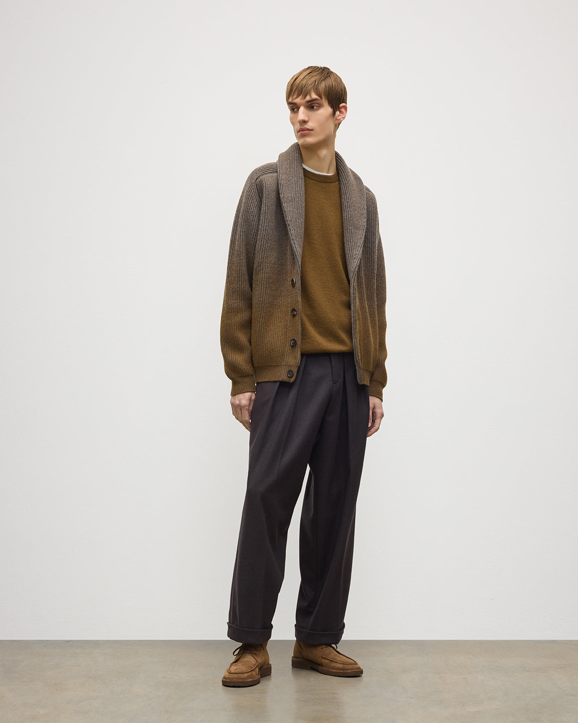 Johnstons of Elgin - Pioneer Green Shawl Collar Cashmere Cardigan