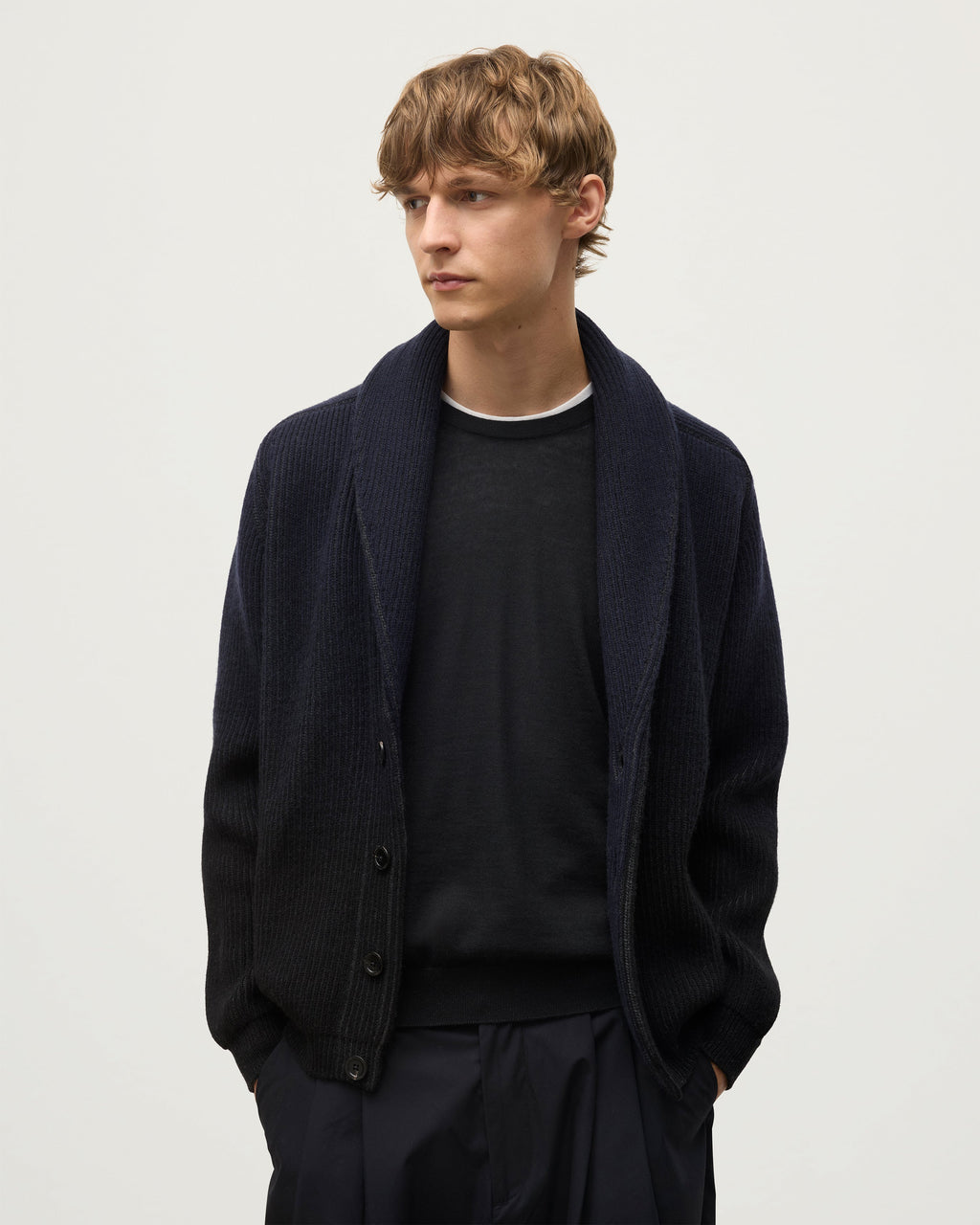 Johnstons of Elgin - Pioneer Navy to Black Shawl Collar Cashmere Cardigan
