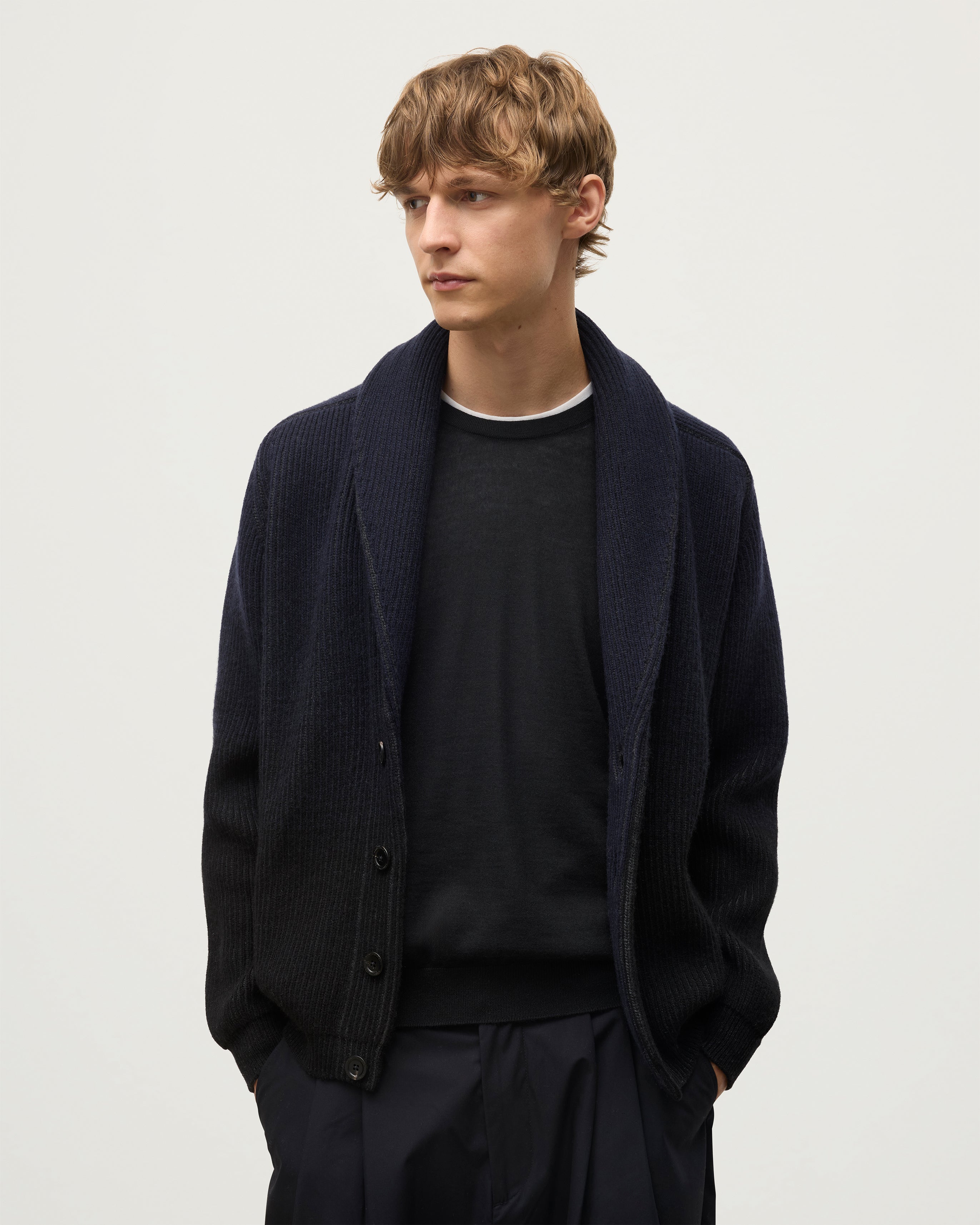 Johnstons of Elgin - Pioneer Navy to Black Shawl Collar Cashmere Cardigan