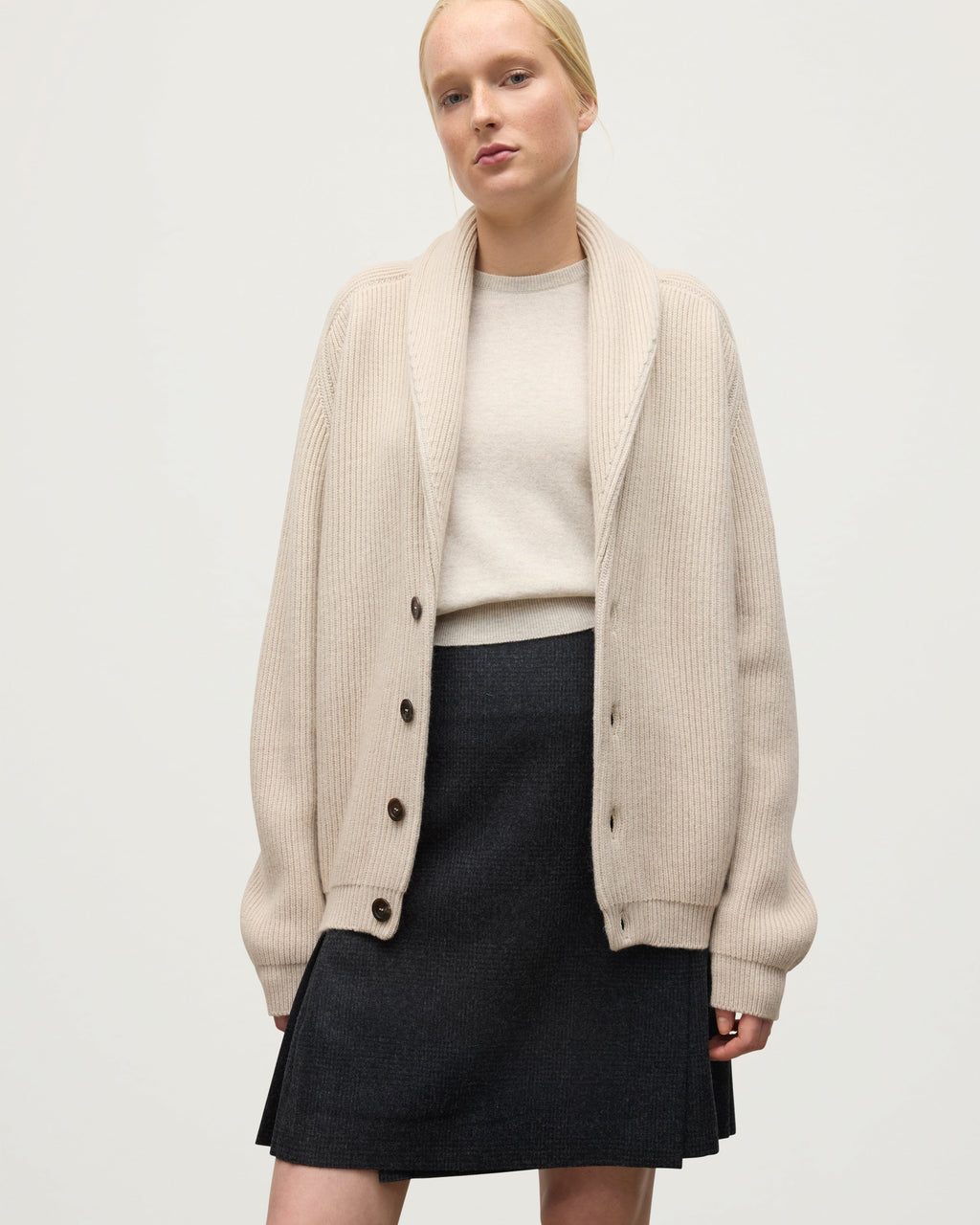 Johnstons of Elgin - Pioneer Natural Shawl Collar Cashmere Cardigan