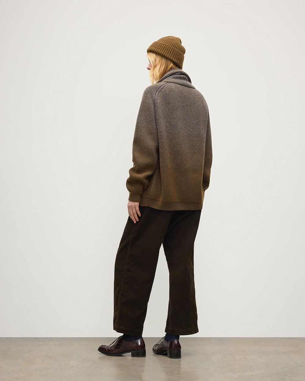Johnstons of Elgin - Pioneer Green Shawl Collar Cashmere Cardigan