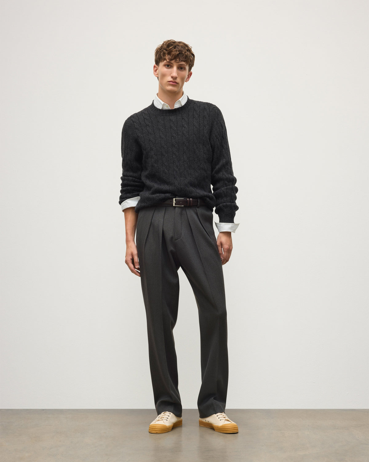 Johnstons of Elgin - Calder Dark Grey Cable Cashmere Jumper