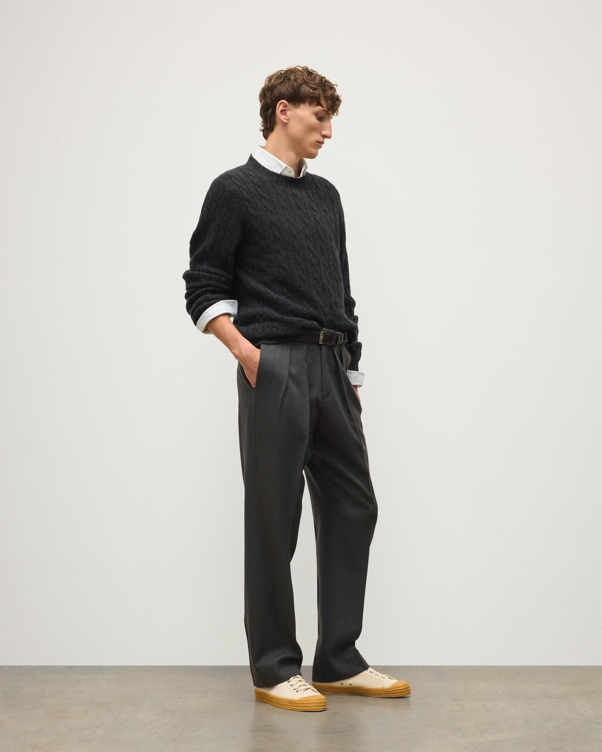 Johnstons of Elgin - Calder Dark Grey Cable Cashmere Jumper