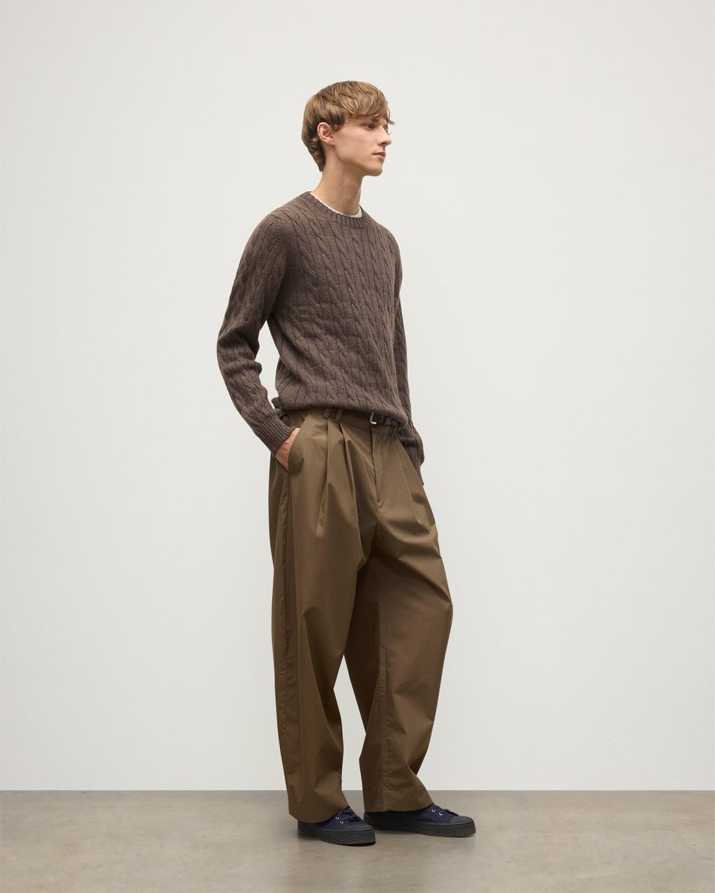 Johnstons of Elgin - Calder Brown Cable Cashmere Jumper