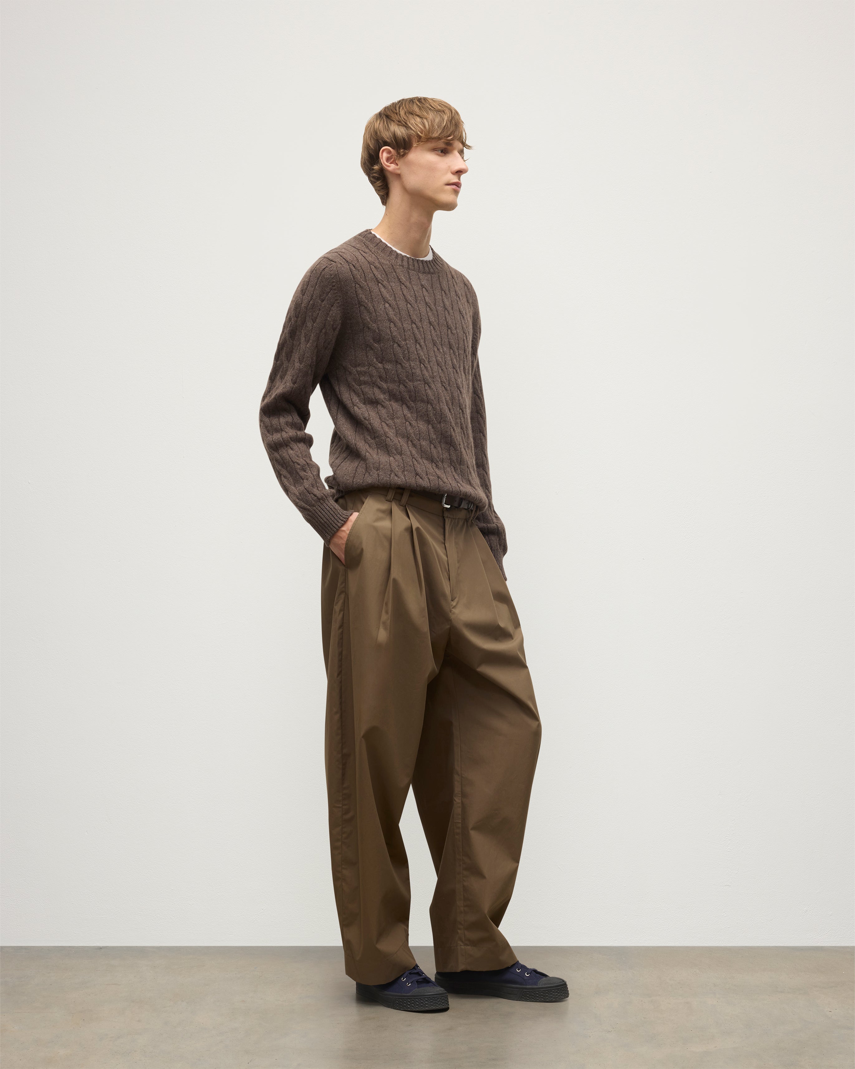 Johnstons of Elgin - Calder Brown Cable Cashmere Jumper