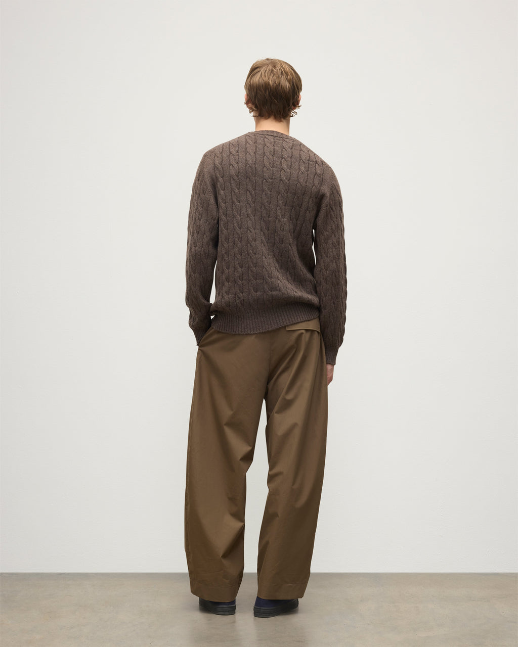 Johnstons of Elgin - Calder Brown Cable Cashmere Jumper