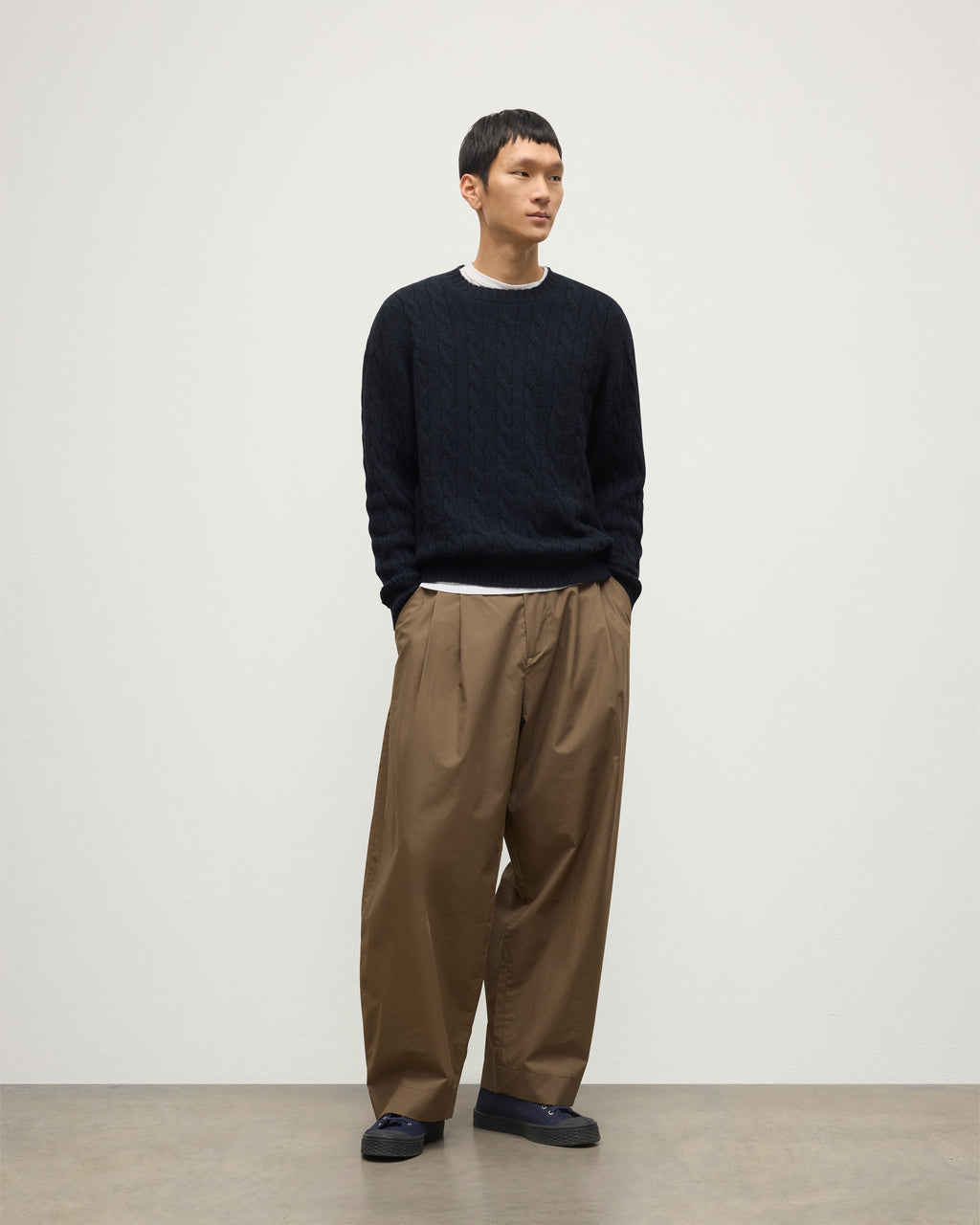 Johnstons of Elgin - Calder Dark Blue Cable Cashmere Jumper