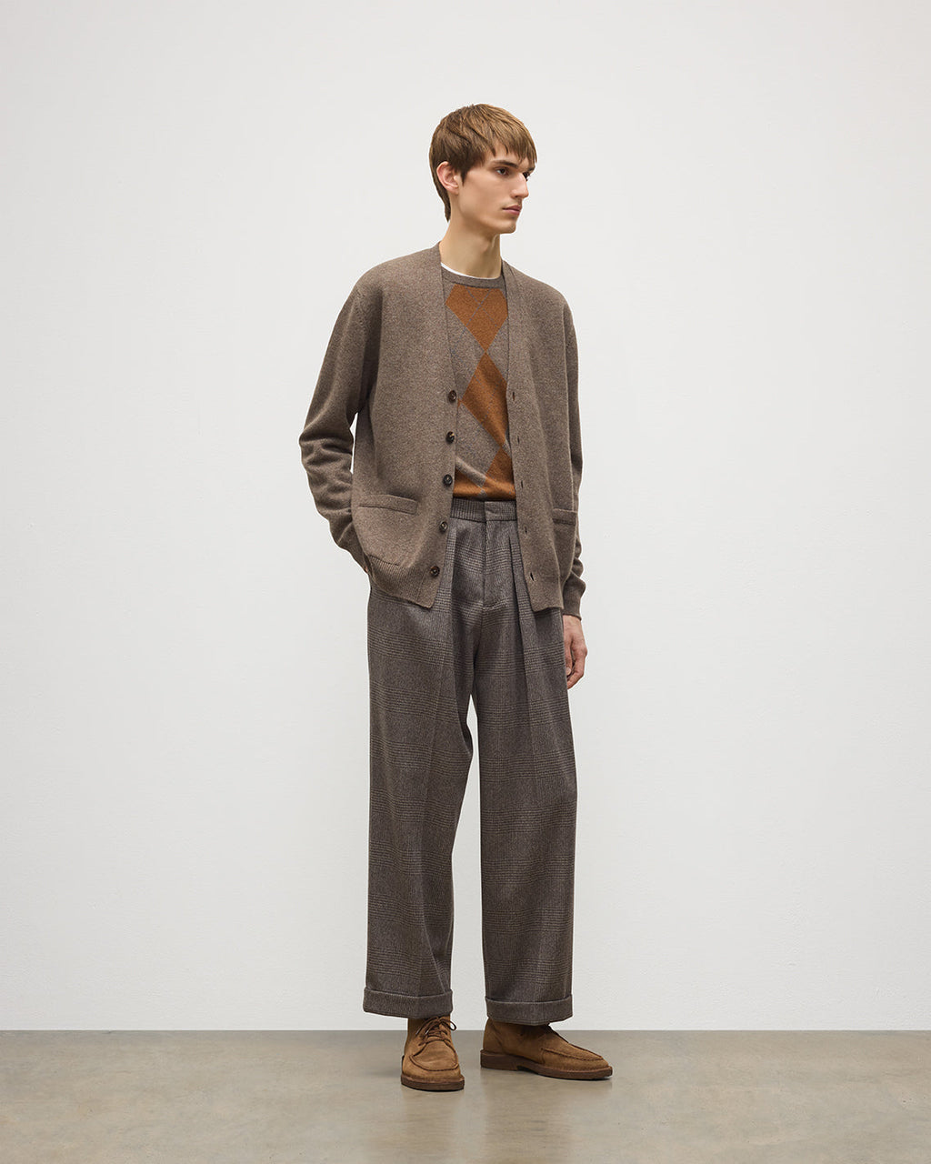 Johnstons of Elgin - Redpath Brown Cashmere Cardigan