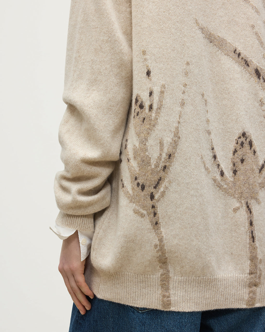 Johnstons of Elgin - Wild Thistle Intarsia Natural Cashmere Cardigan