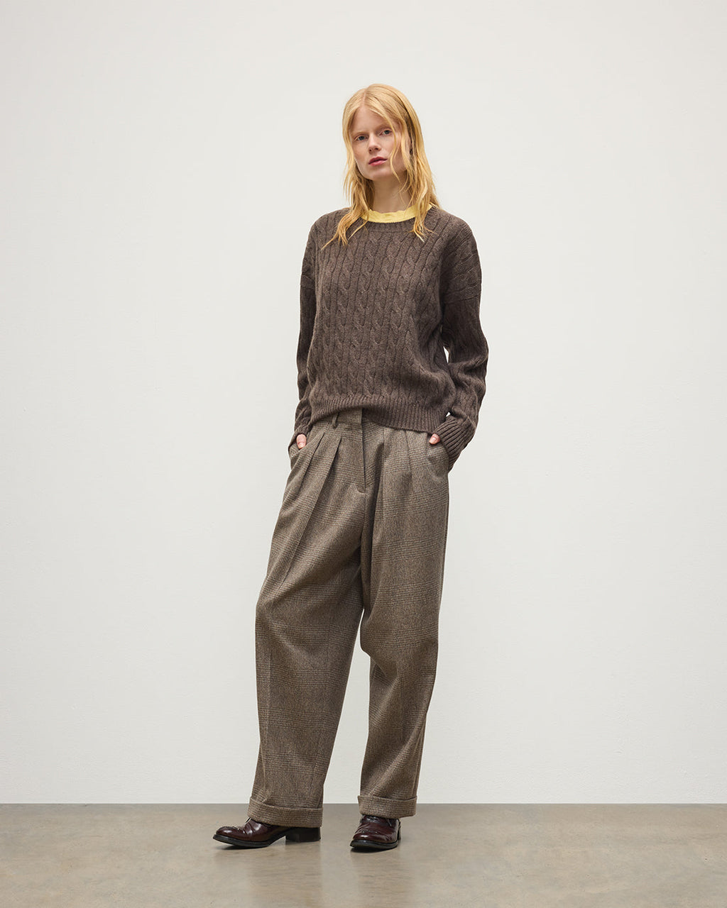 Johnstons of Elgin - Kylesku Brown Cashmere Jumper