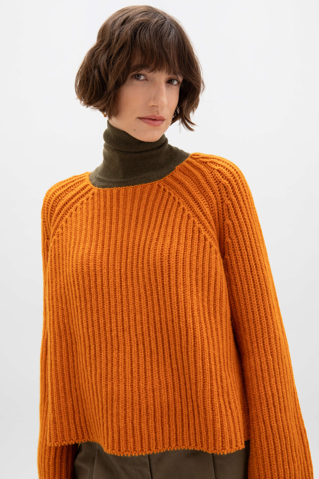 Johnstons of Elgin - Cropped Ribbed Orange Cashmere Jumper