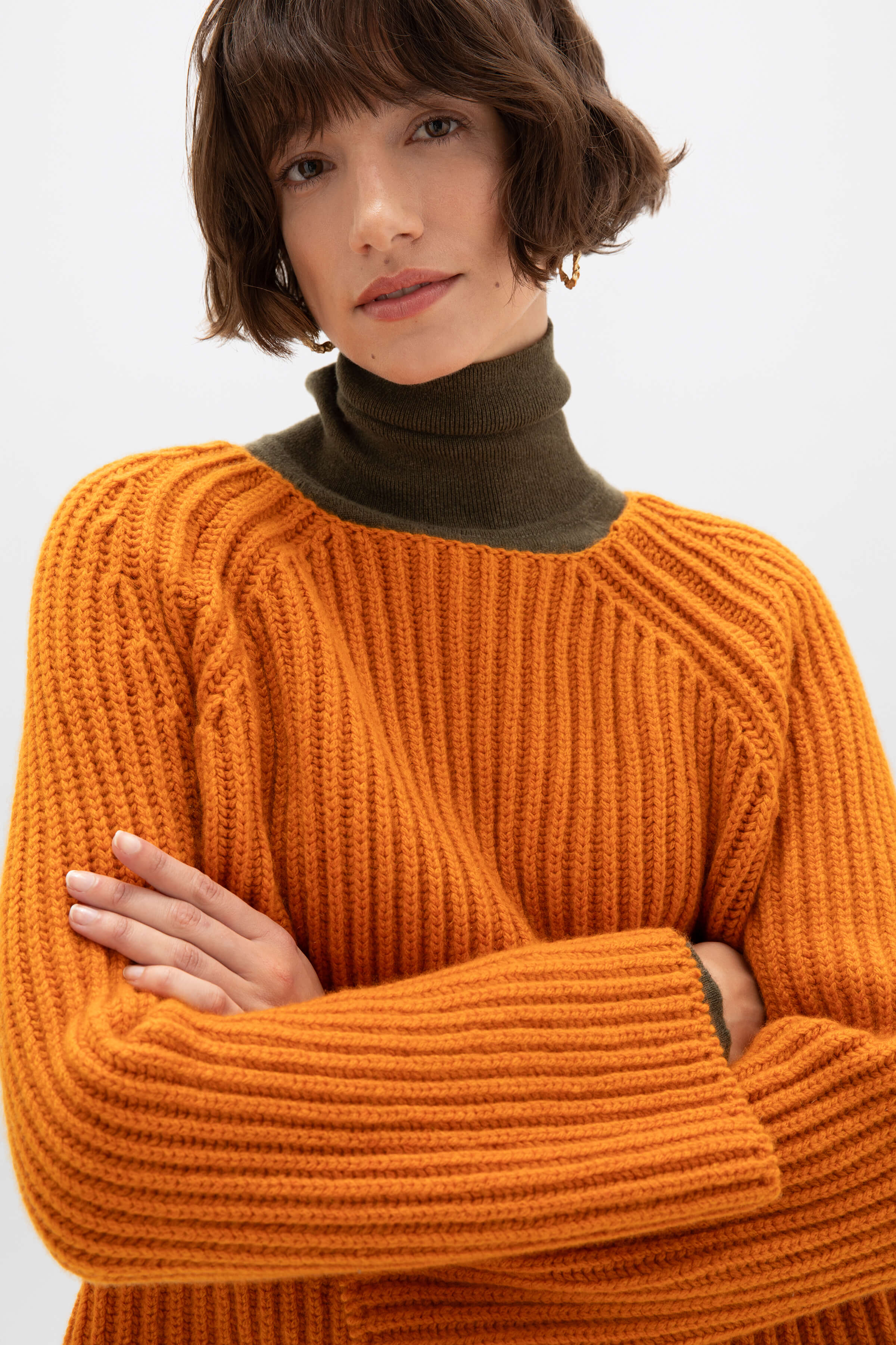 Johnstons of Elgin - Cropped Ribbed Orange Cashmere Jumper