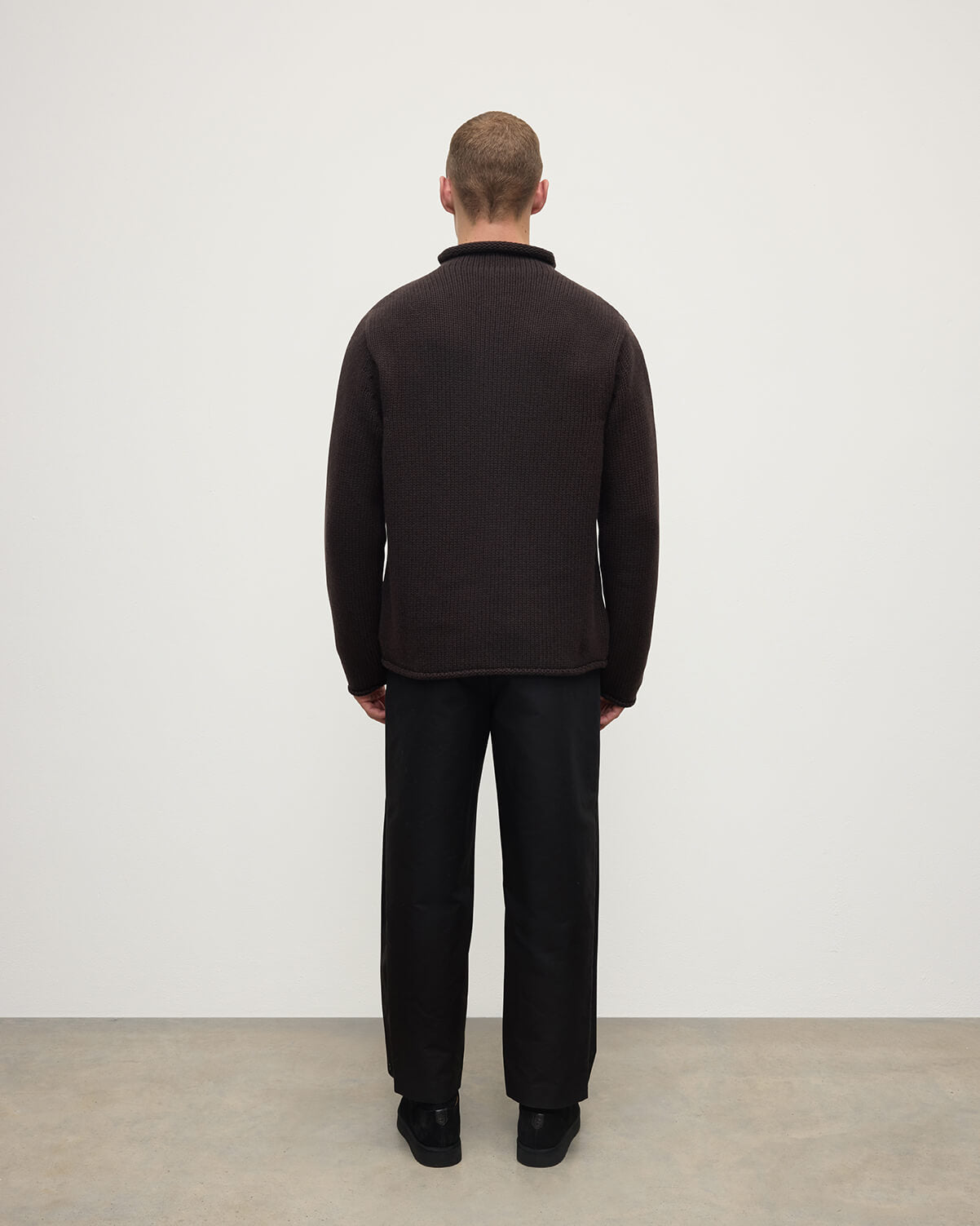 Johnstons of Elgin - Dark Brown Cashmere Turtleneck Jumper