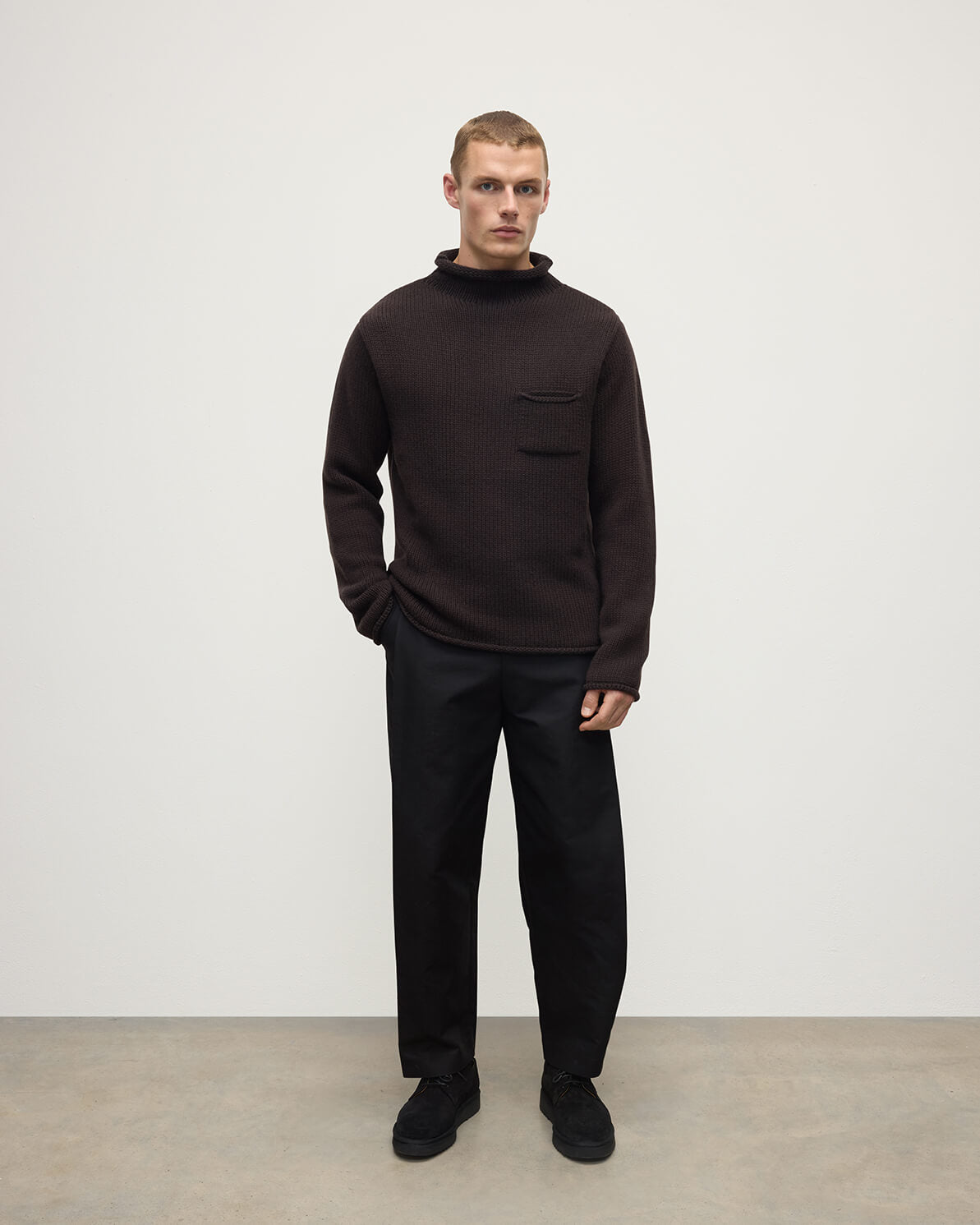 Johnstons of Elgin - Dark Brown Cashmere Turtleneck Jumper
