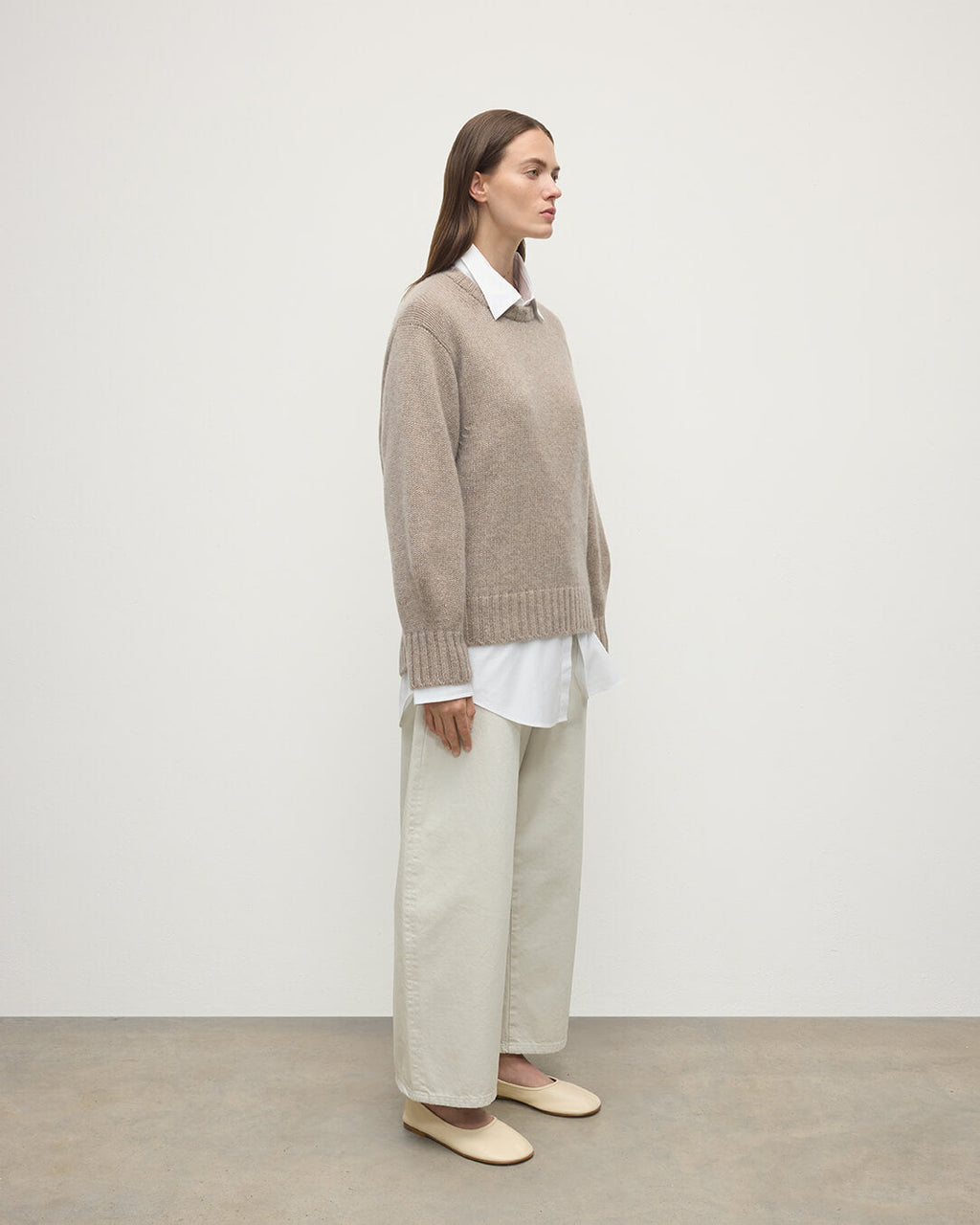 Johnstons of Elgin - Relaxed Light Brown Cashmere Jumper