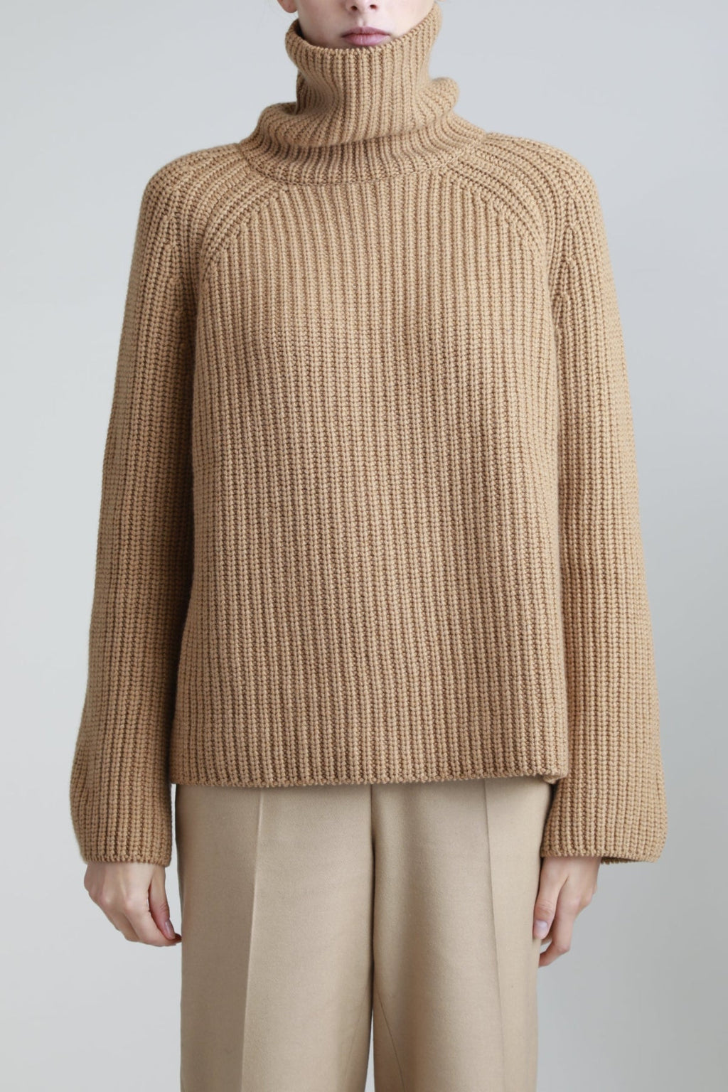 Johnstons of Elgin - Chunky Cashmere Camel Roll Neck Jumper