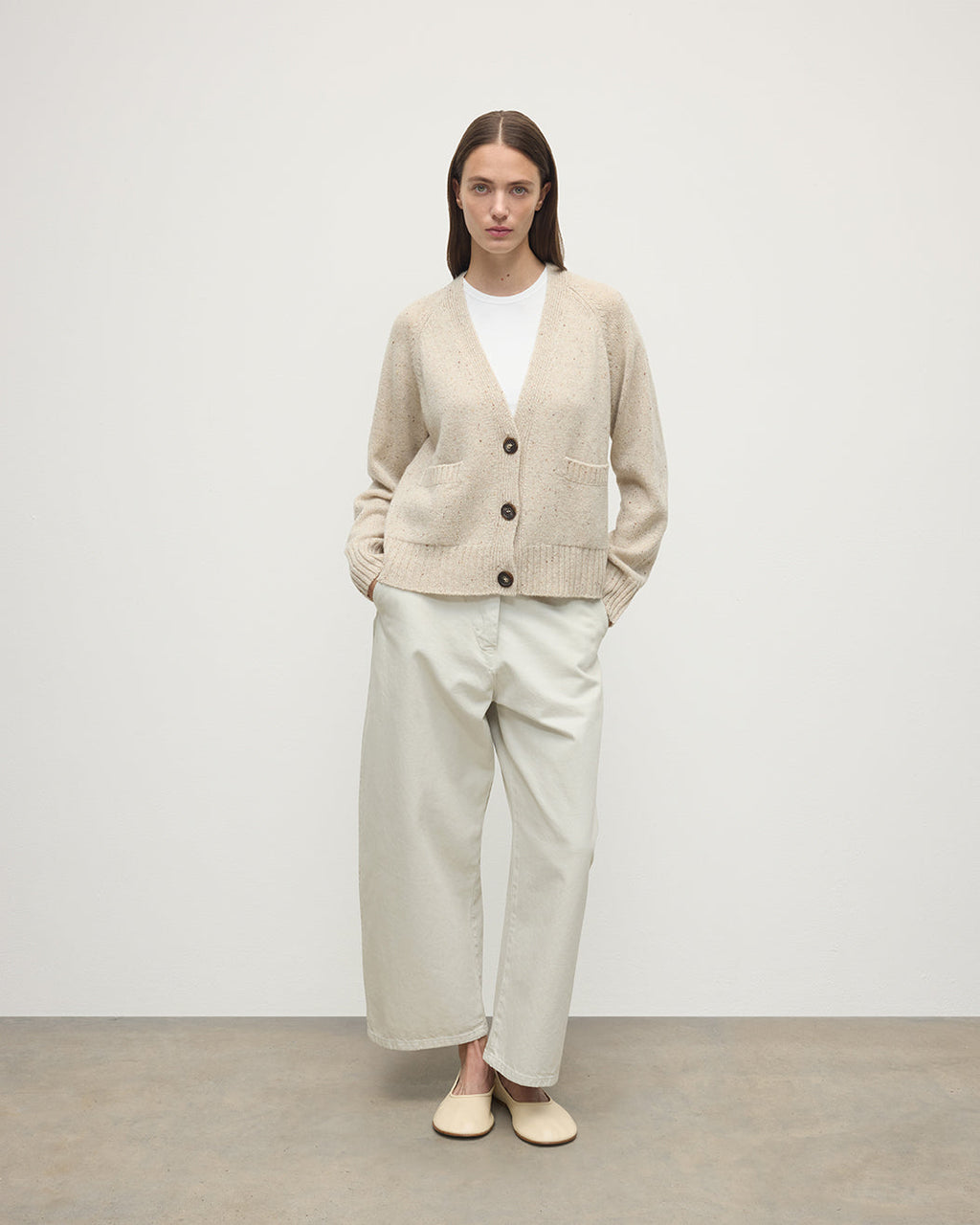 Johnstons of Elgin - Donegal Cashmere Cream V Neck Cardigan
