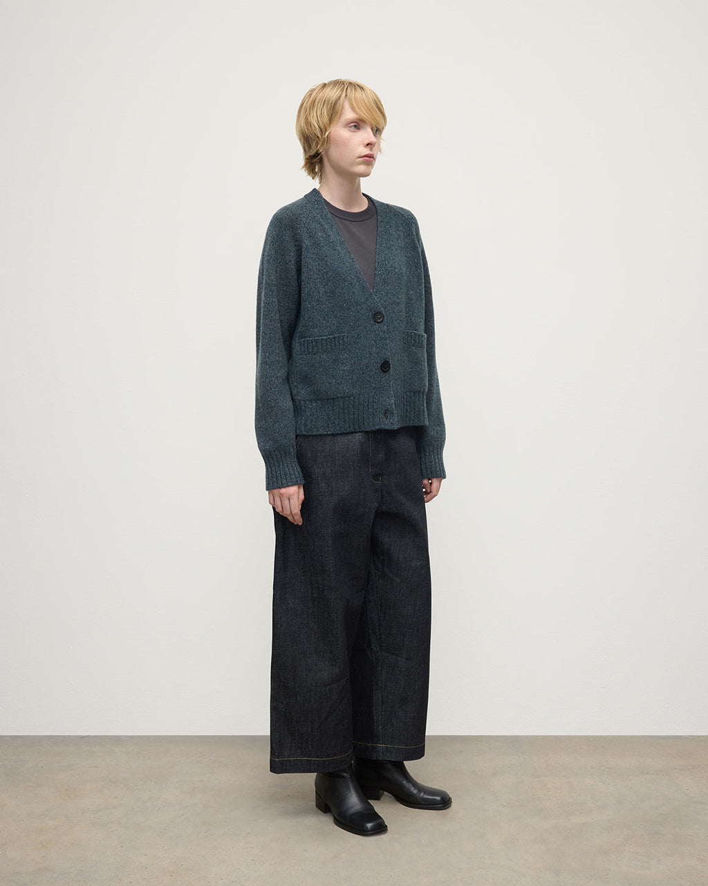Johnstons of Elgin - Donegal Cashmere Blue V Neck Cardigan