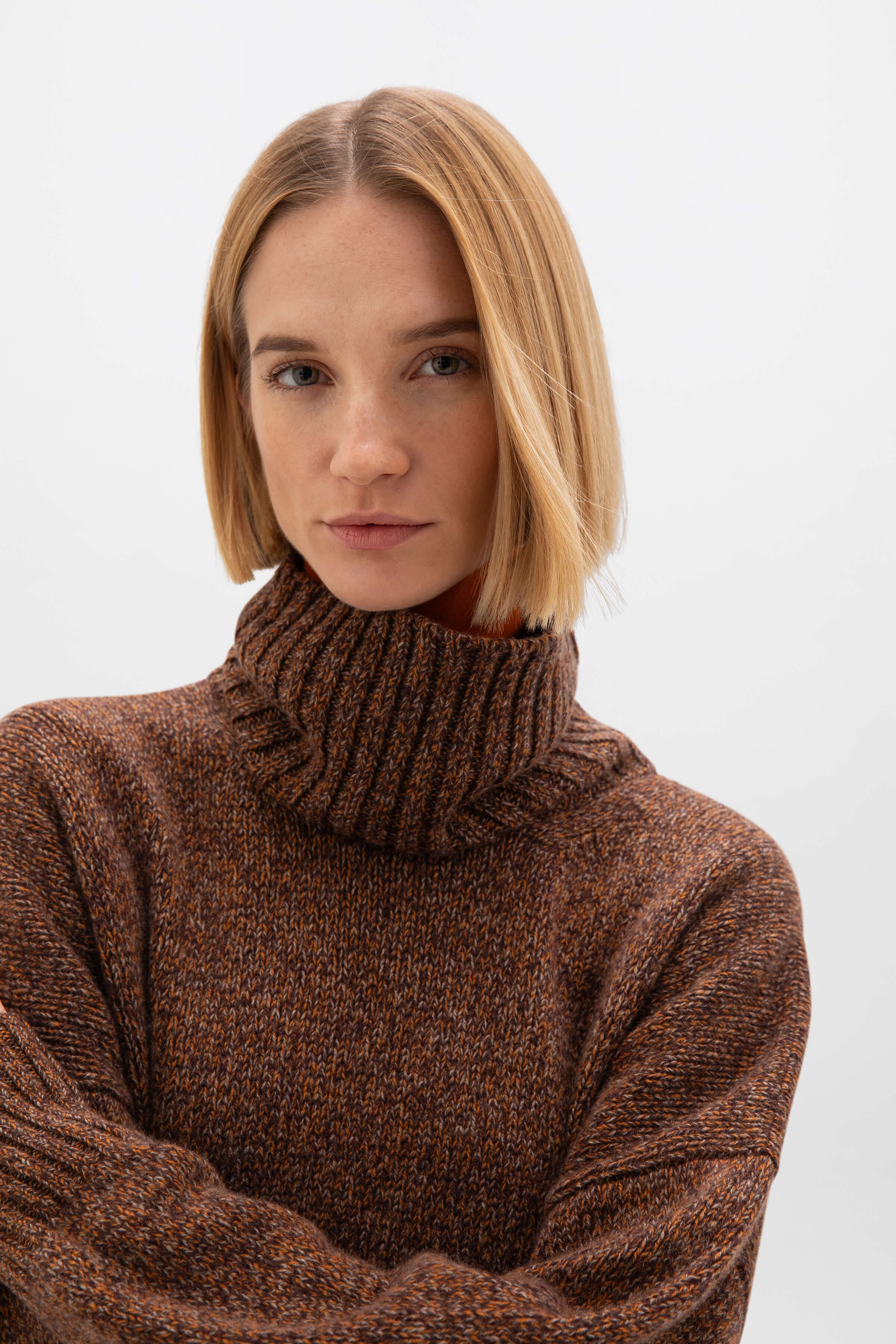 Johnstons of Elgin - Slouchy Cashmere Marl Roll Neck Jumper