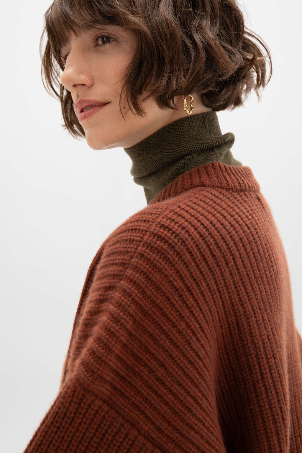 Johnstons of Elgin - Ribbed Red Cashmere Jumper