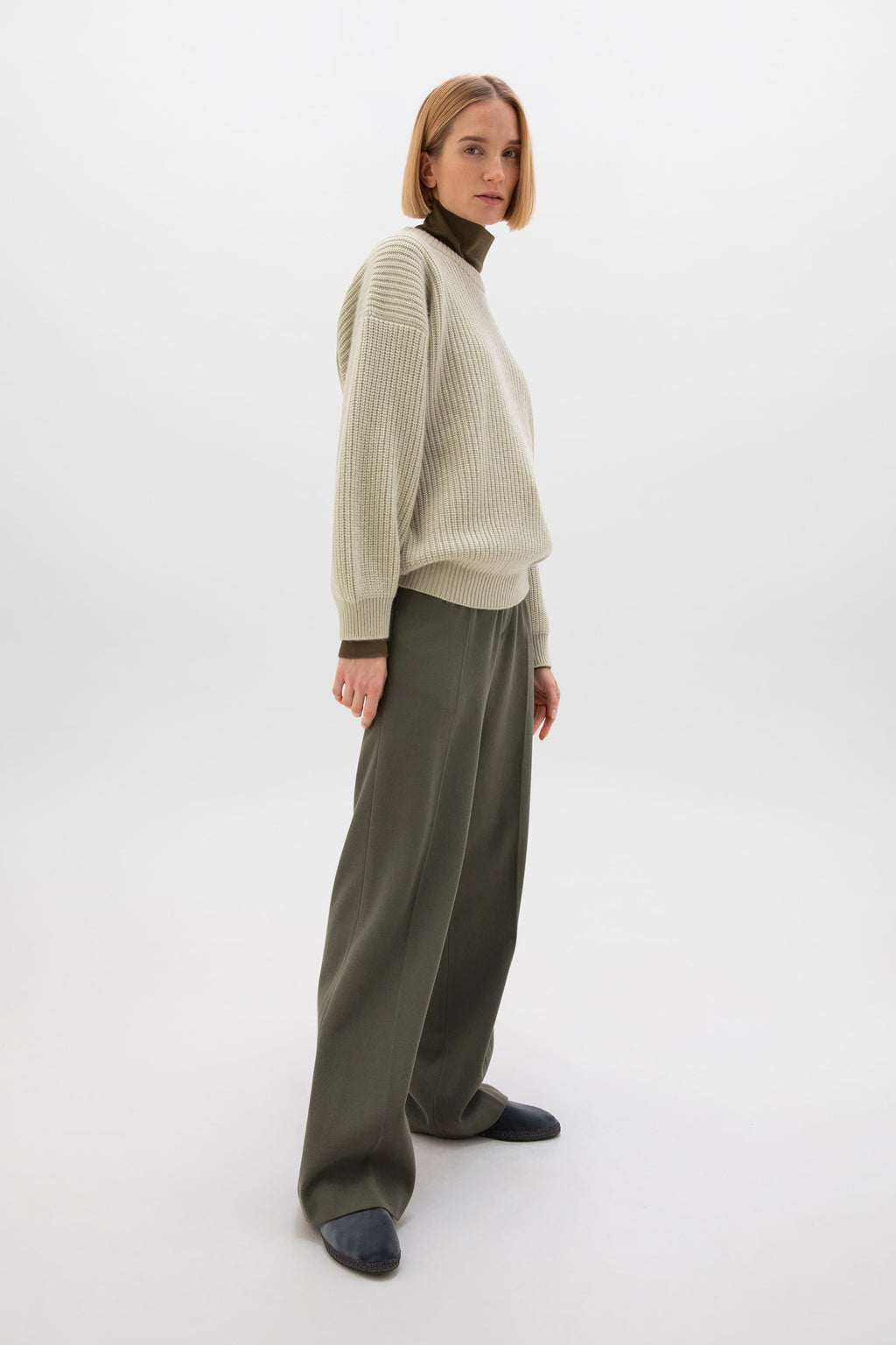 Johnstons of Elgin - Ribbed Green Cashmere Light Green Jumper