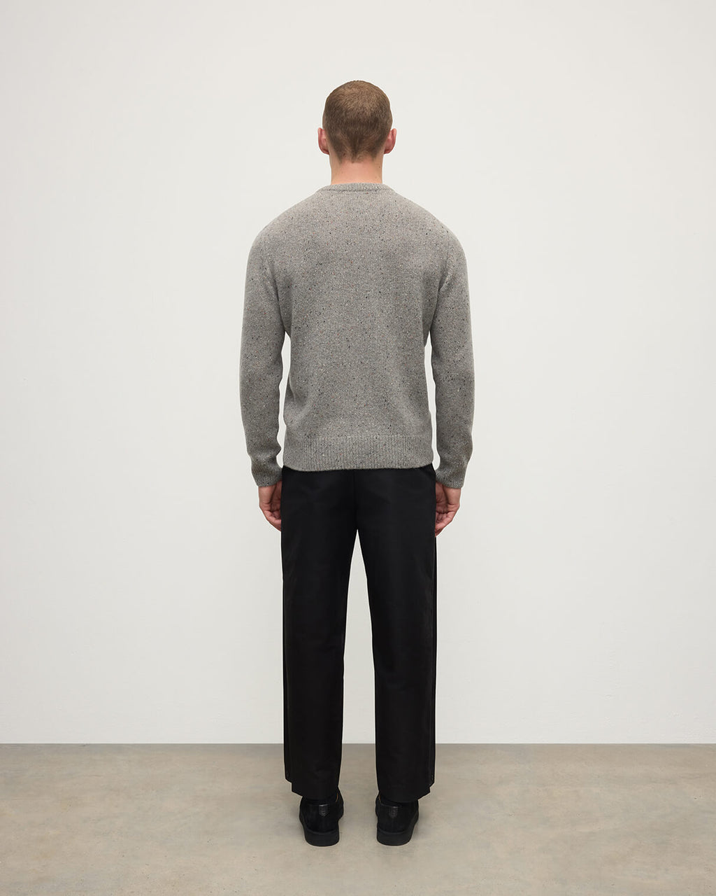 Johnstons of Elgin - Grey Donegal Cashmere Marl Jumper