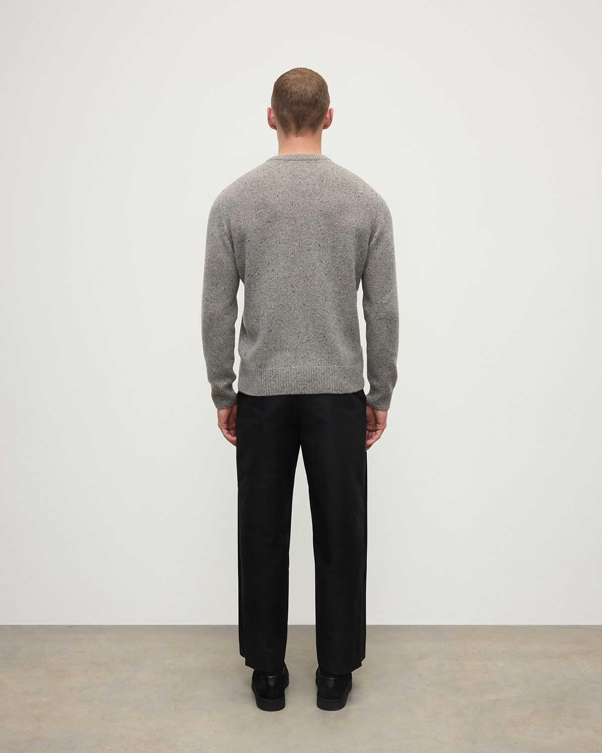 Johnstons of Elgin - Grey Donegal Cashmere Marl Jumper