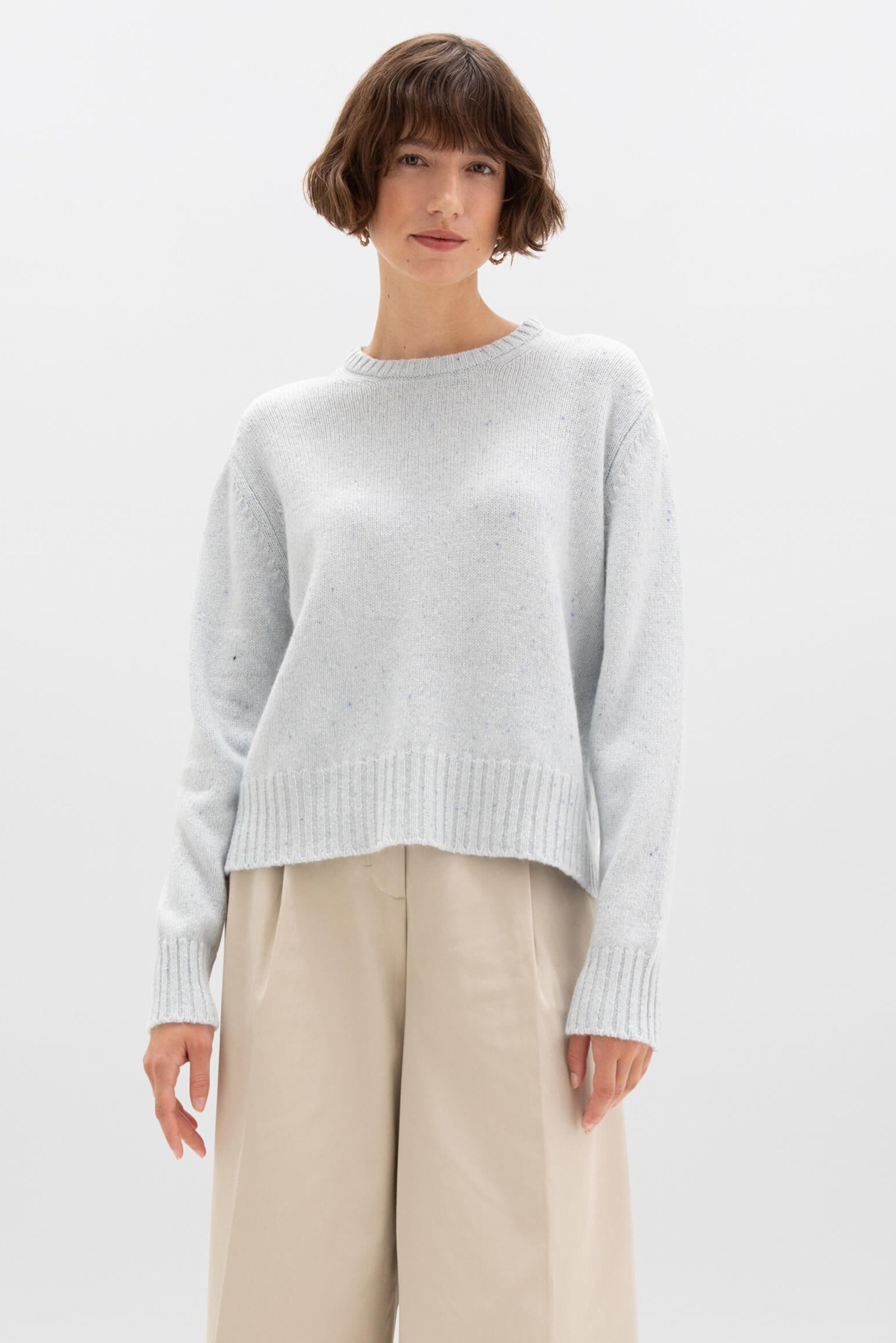 Johnstons of Elgin - Cropped Donegal Light Blue Cashmere Jumper