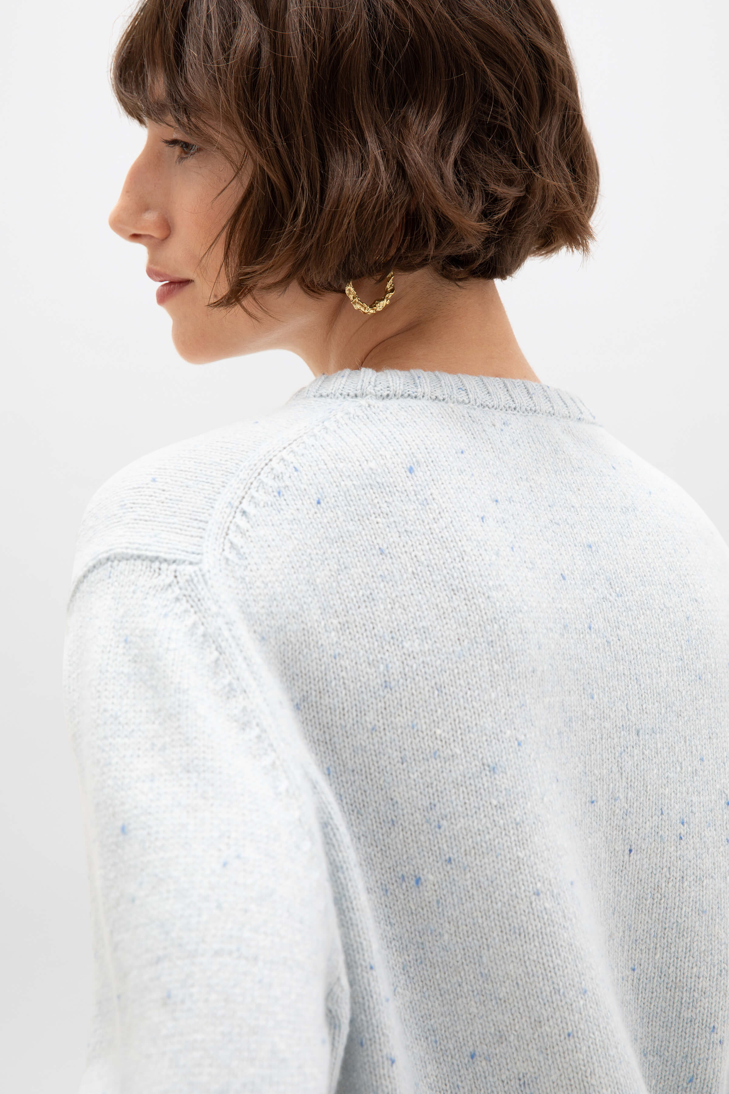 Johnstons of Elgin - Cropped Donegal Light Blue Cashmere Jumper