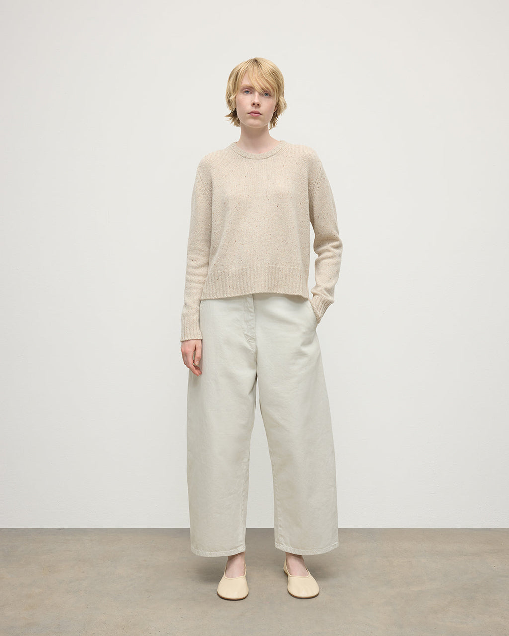 Johnstons of Elgin - Donegal Cashmere Cream Jumper