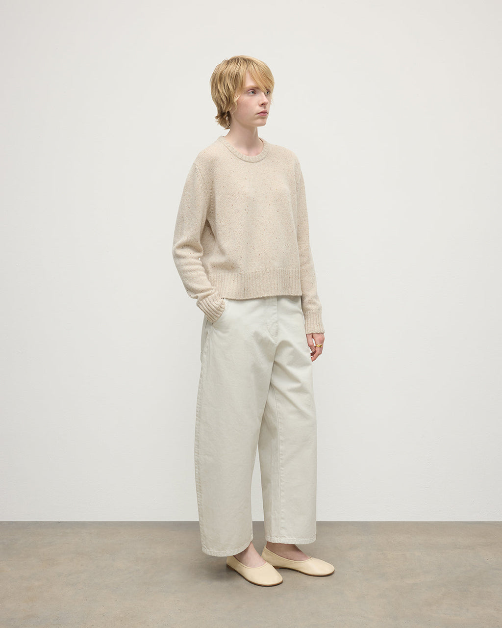 Johnstons of Elgin - Donegal Cashmere Cream Jumper
