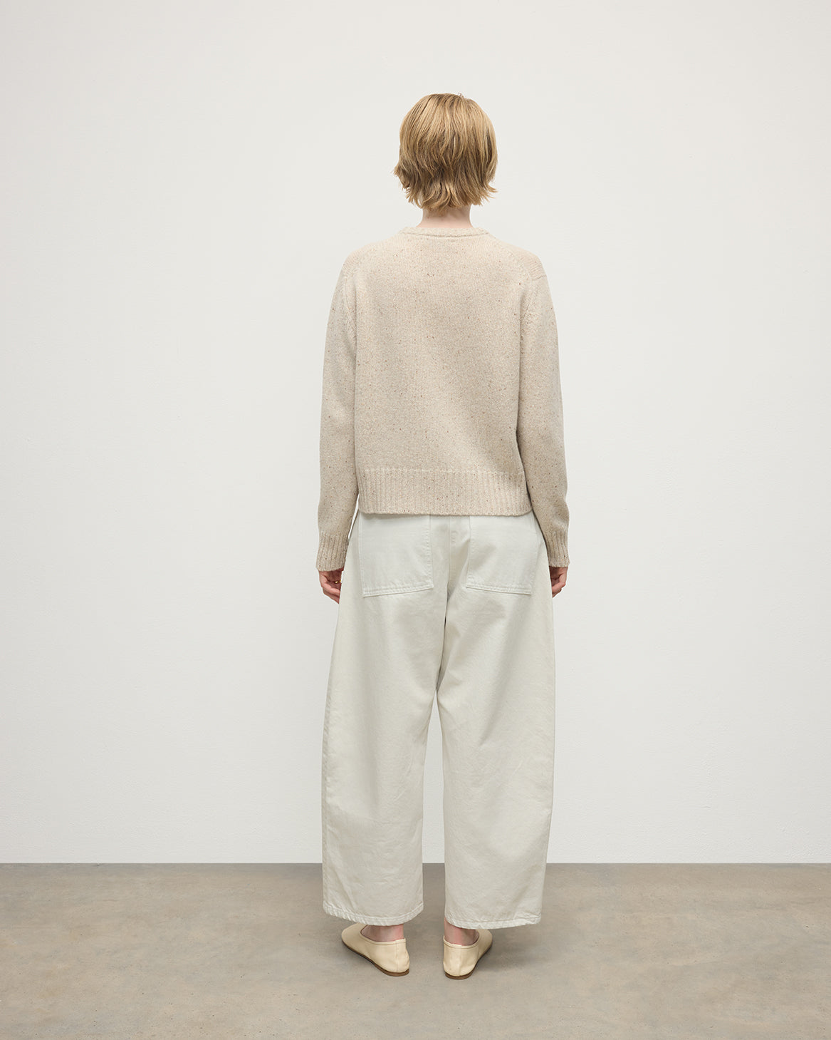Johnstons of Elgin - Donegal Cashmere Cream Jumper