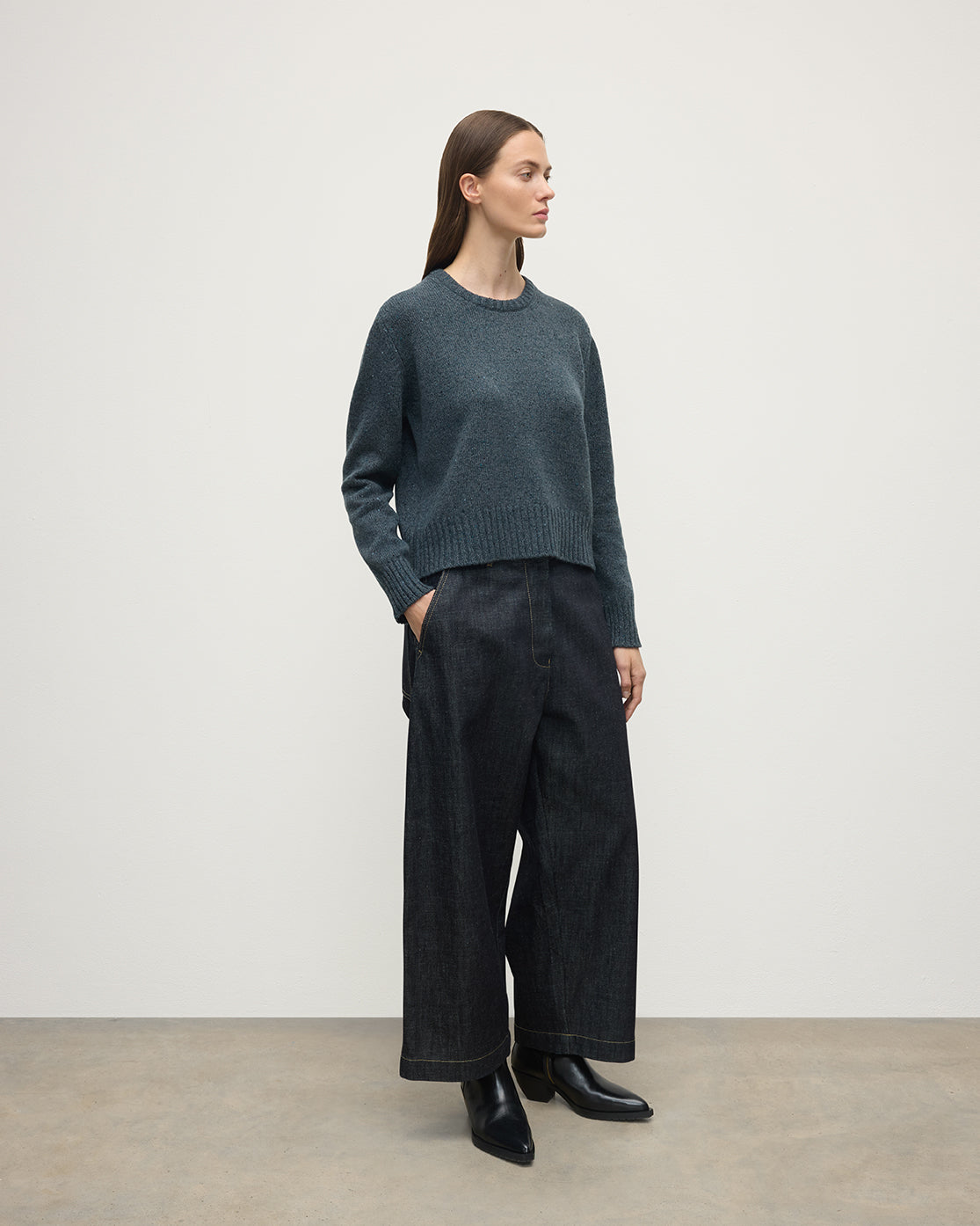 Johnstons of Elgin - Donegal Cashmere Blue Jumper