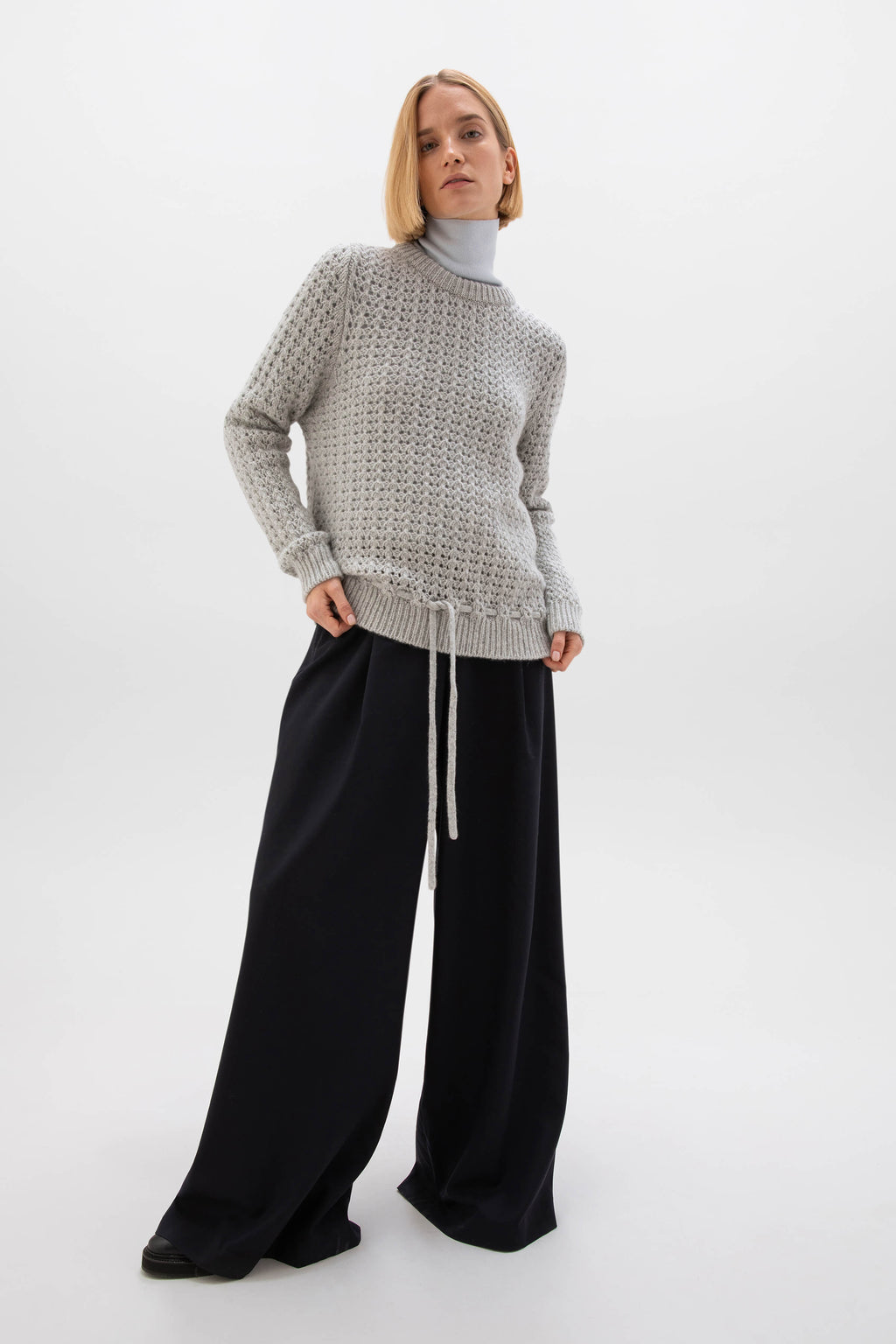 Johnstons of Elgin - Donegal Cashmere Crochet Jumper