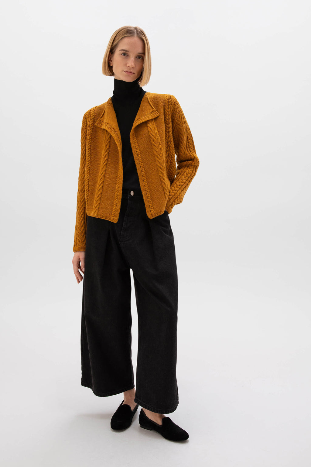Johnstons of Elgin - Aran Cable Cashmere Waterfall Cardigan