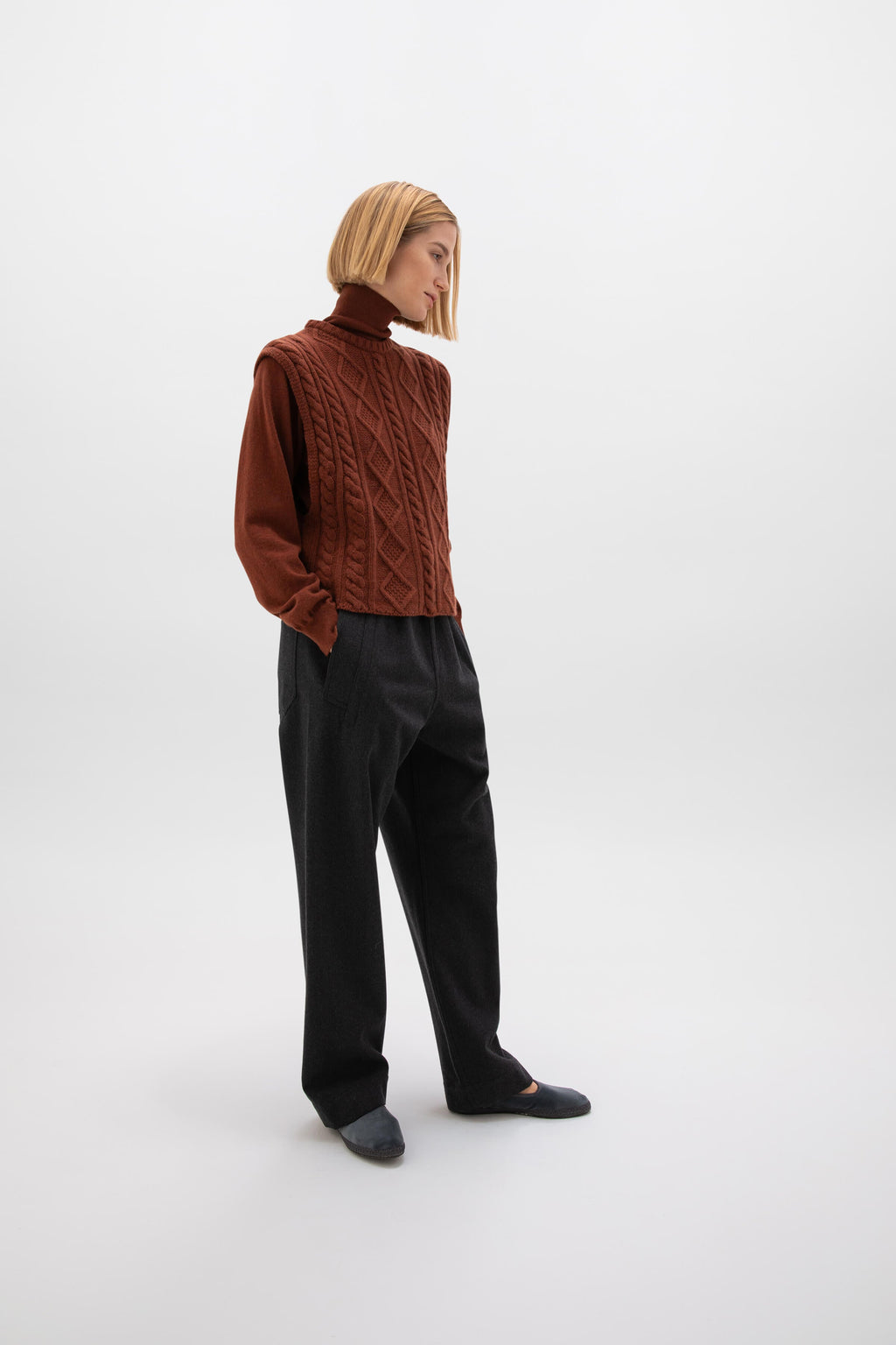 Johnstons of Elgin - Classic Cashmere Roll Neck Red Jumper