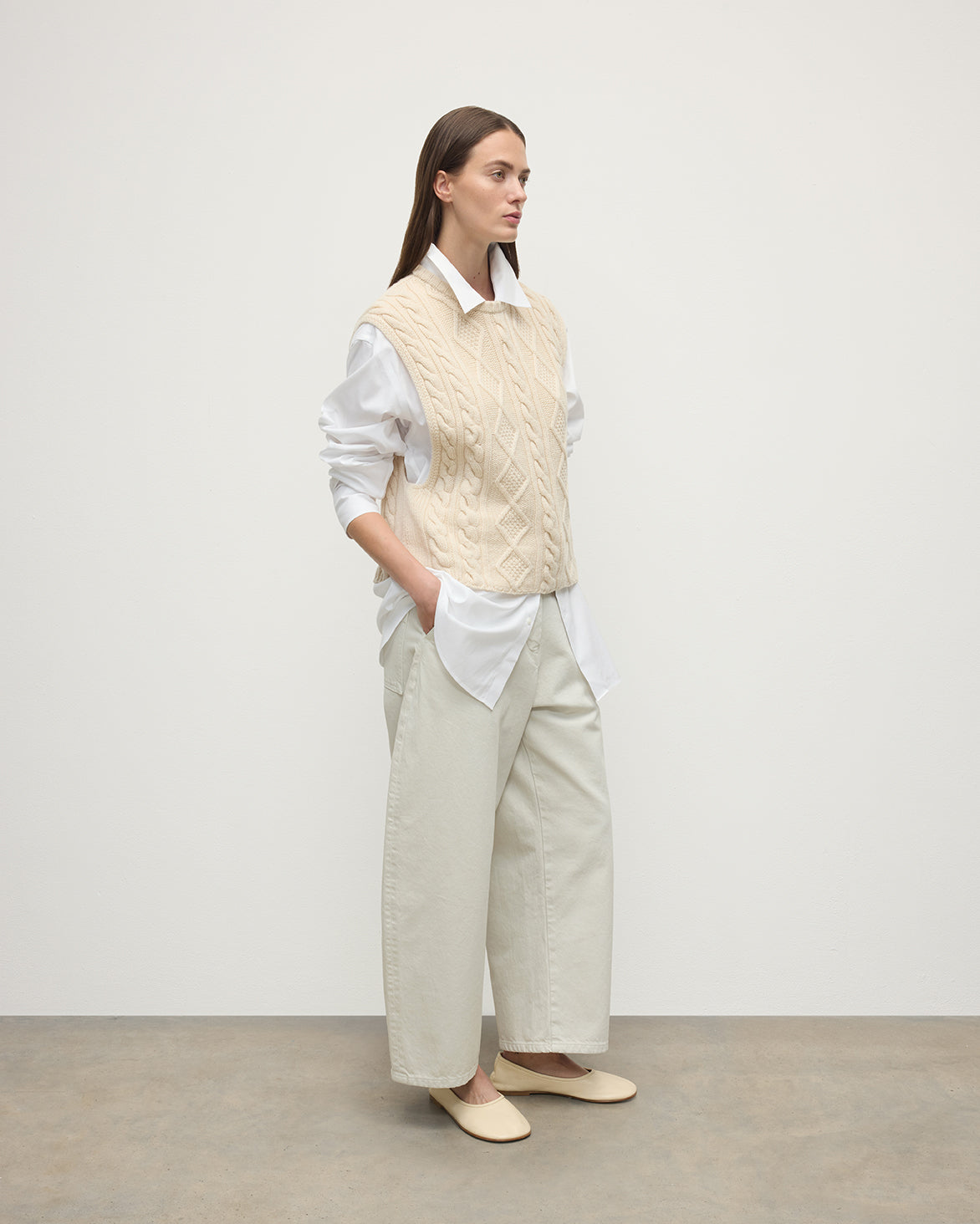 Johnstons of Elgin - Aran Cable Cream Cashmere Tank