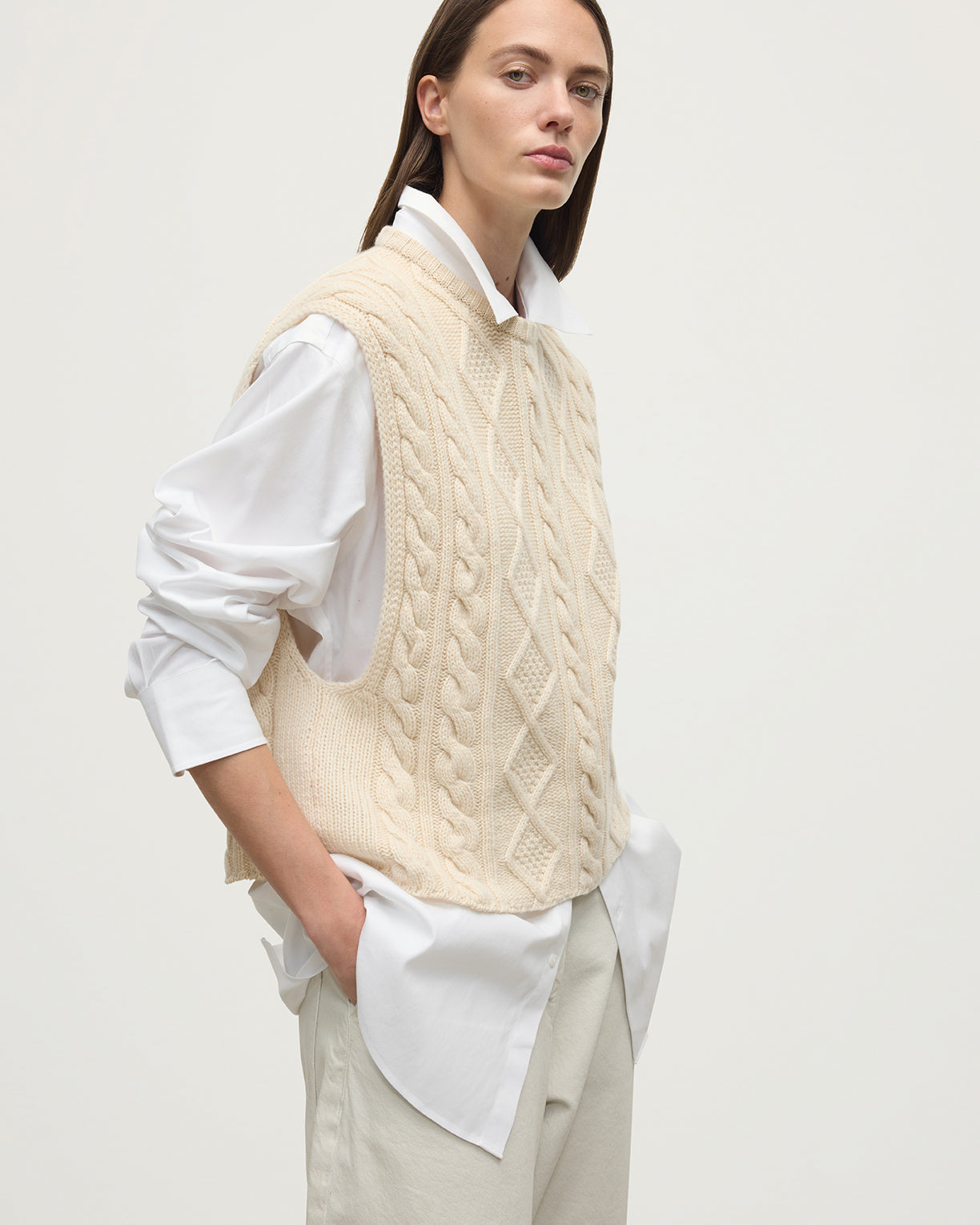 Johnstons of Elgin - Aran Cable Cream Cashmere Tank