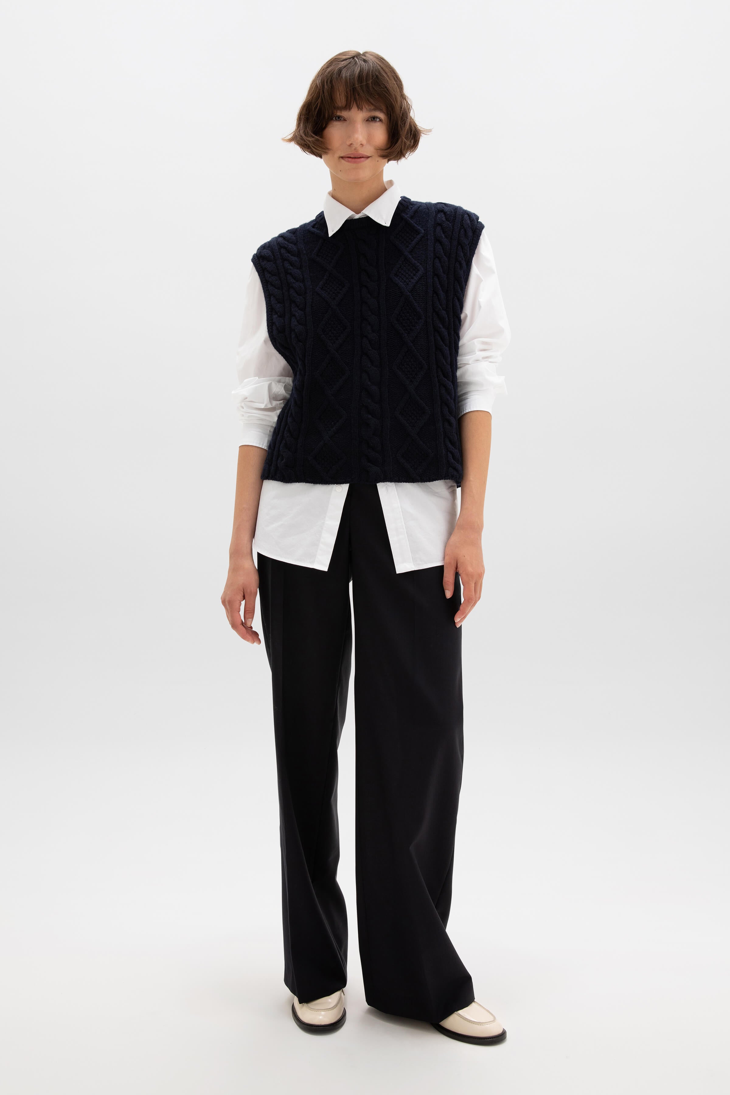 Johnstons of Elgin - Aran Cable Knit Dark Navy Cashmere Tank