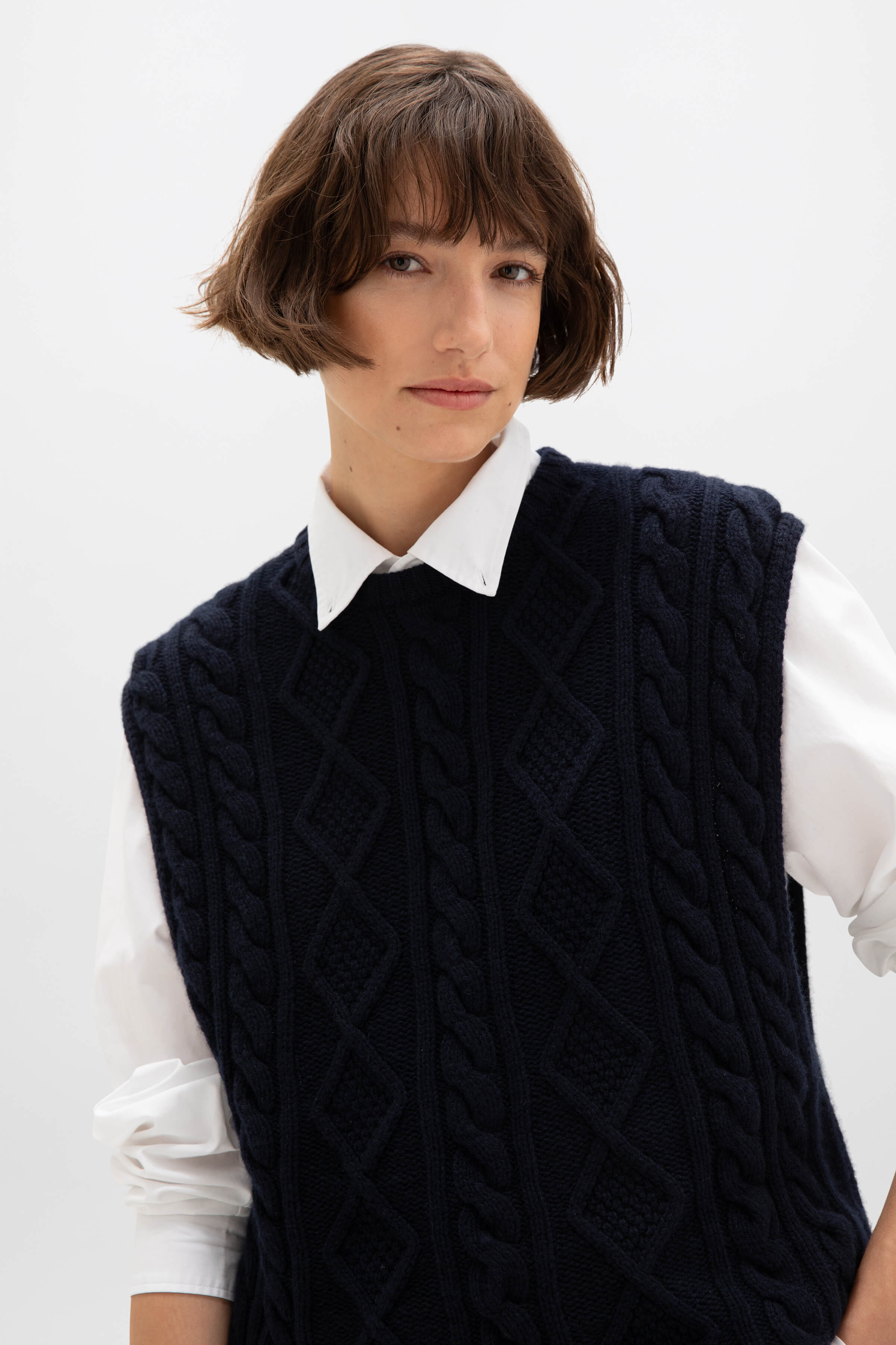Johnstons of Elgin - Aran Cable Knit Dark Navy Cashmere Tank