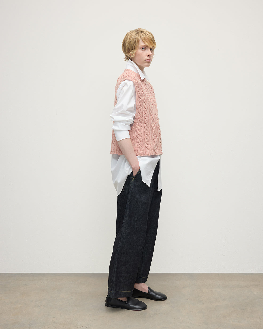 Johnstons of Elgin - Aran Cable Pink Cashmere Tank