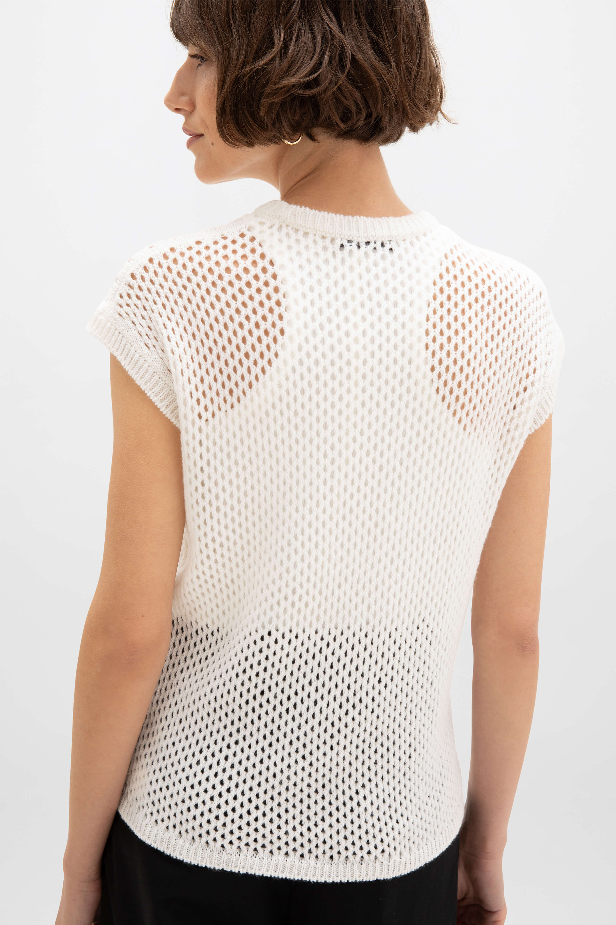 Johnstons of Elgin - Crochet Cashmere White T - Shirt