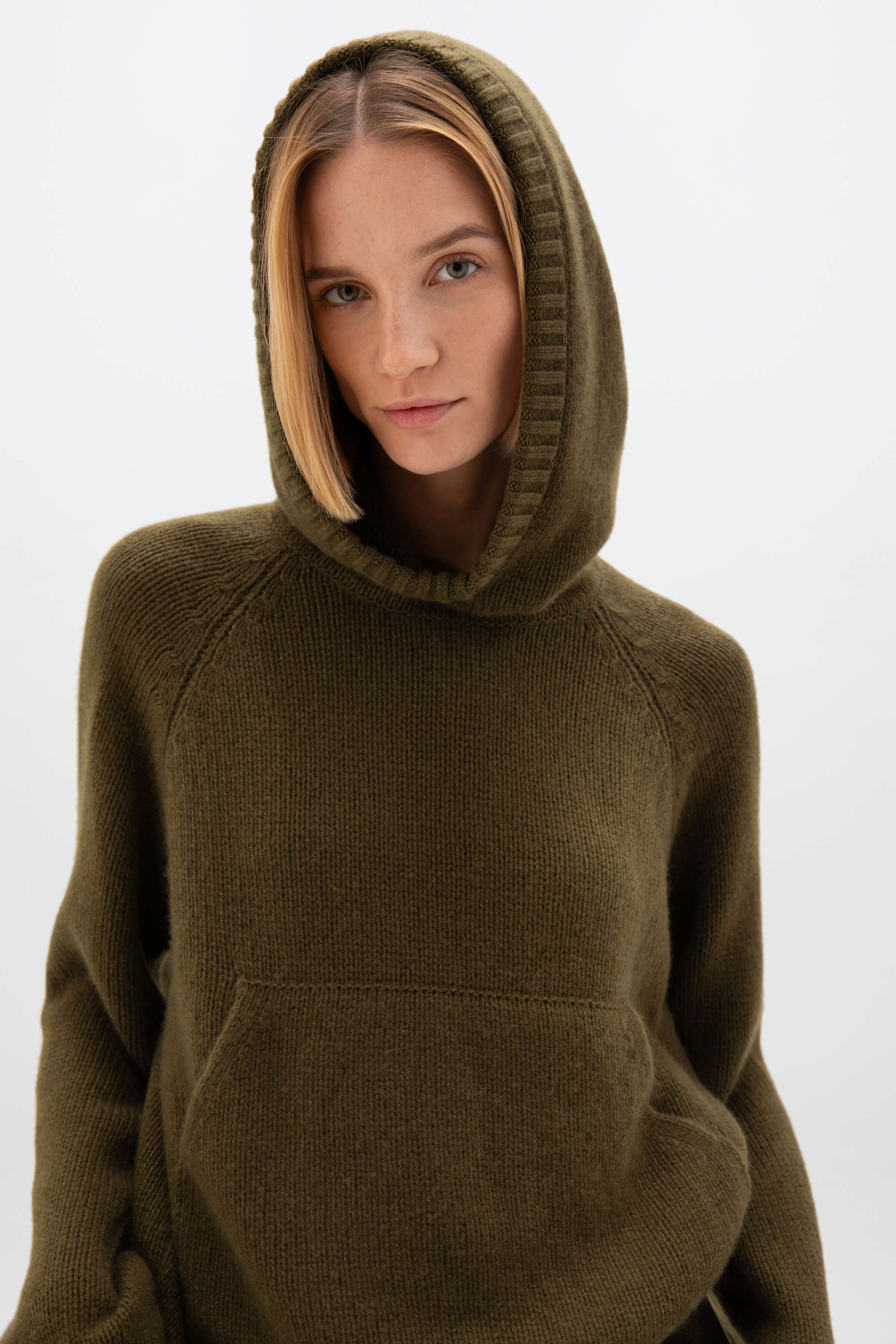 Johnstons of Elgin - Oversized Olive Green Cashmere Hoodie