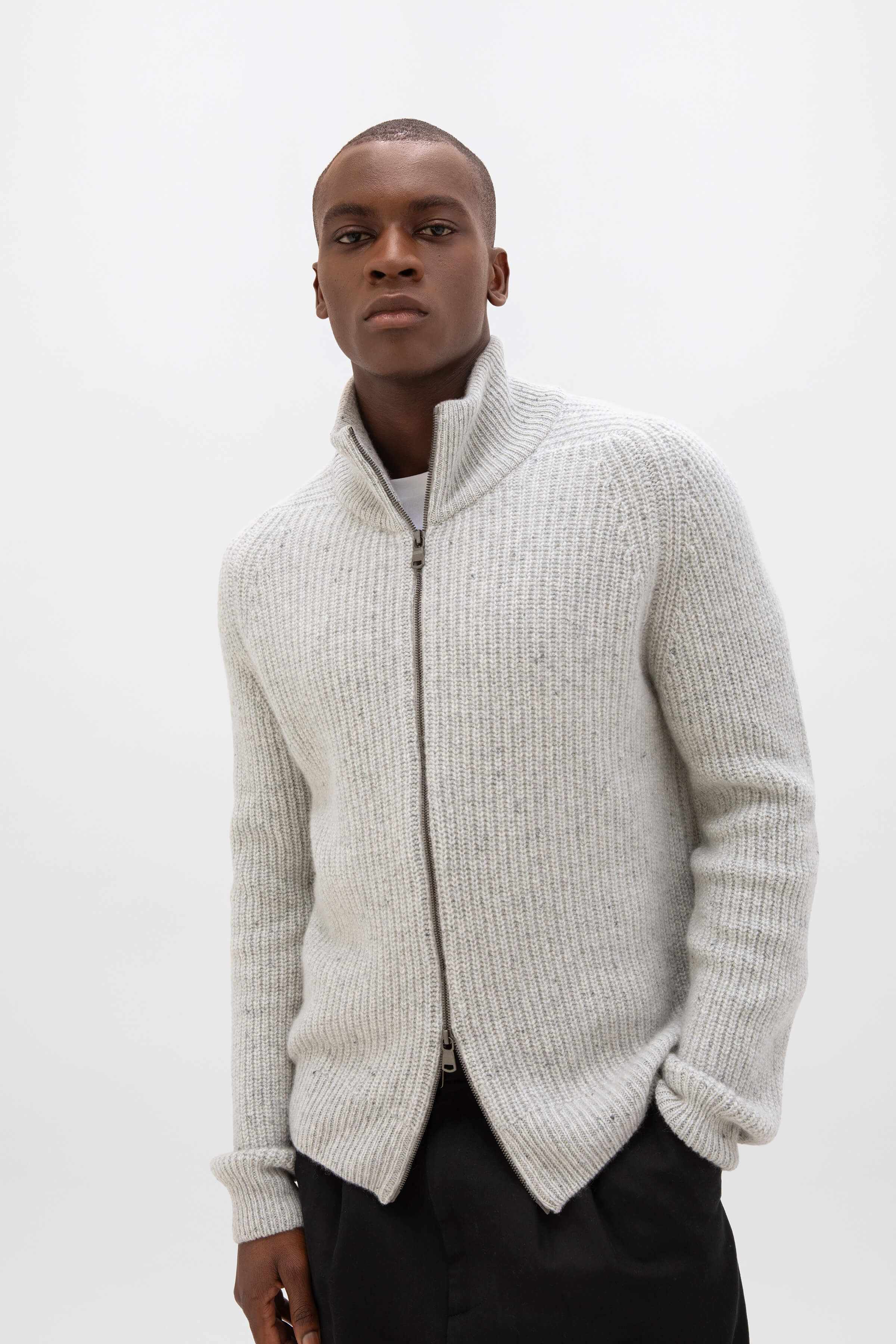 Johnstons of Elgin - Donegal Ribbed Grey Zip Cardigan