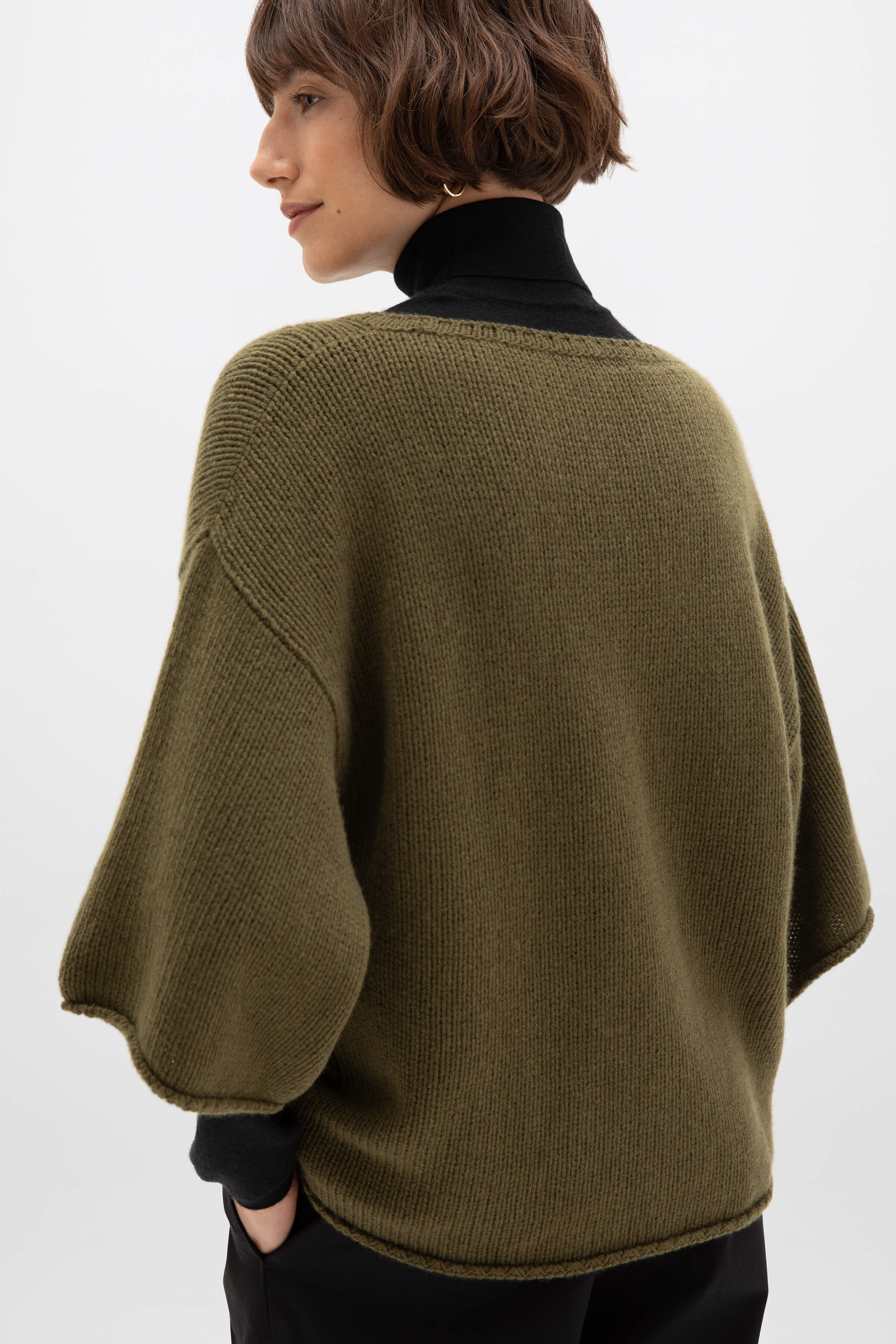 Johnstons of Elgin - Boat Neck Olive Green Cashmere Jumper