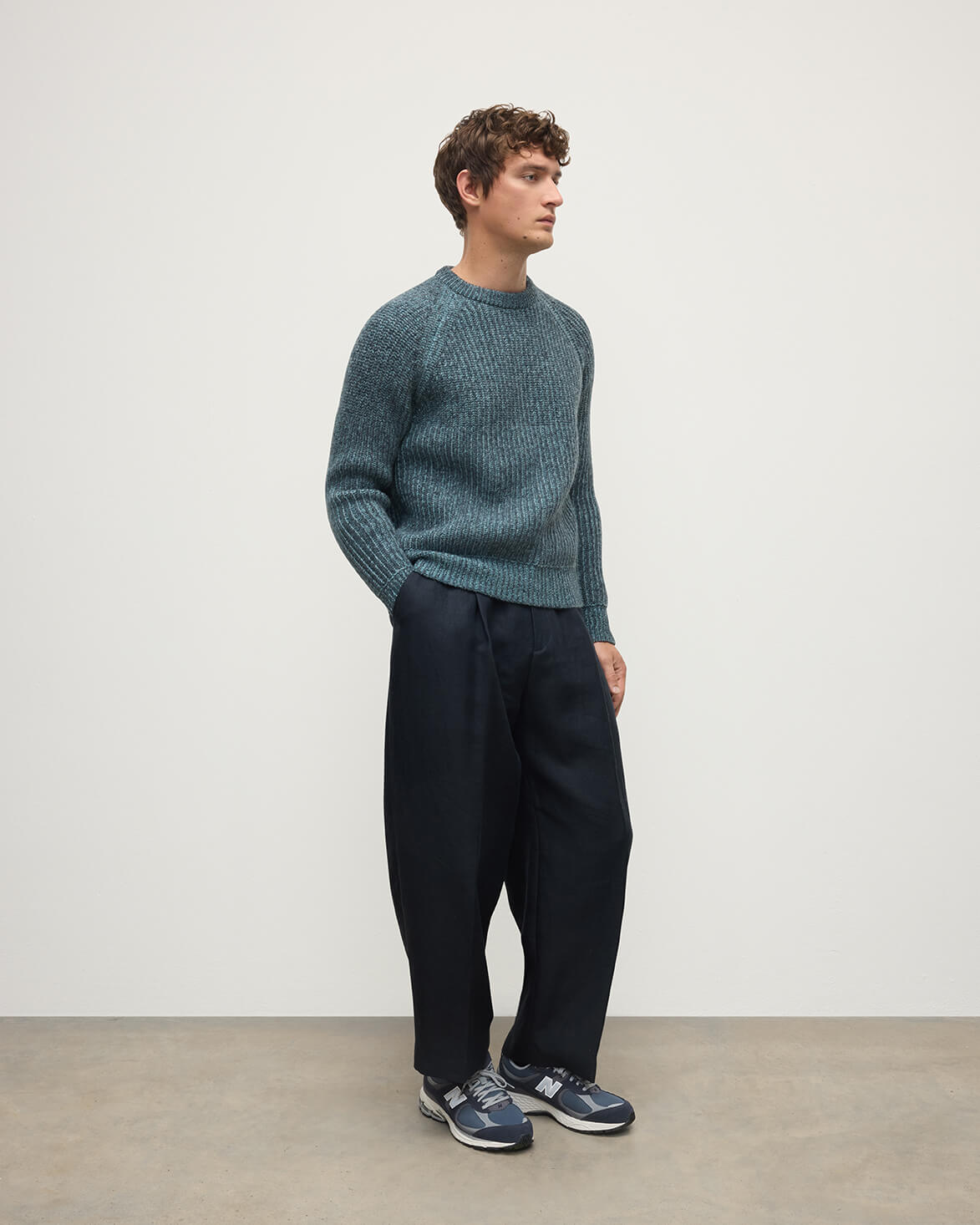 Johnstons of Elgin - Ribbed Donegal Cashmere Blue Jumper